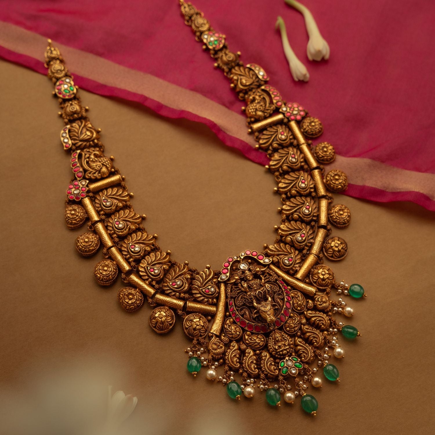 Traditional-silver-jewellery-necklace-chennai.jpg