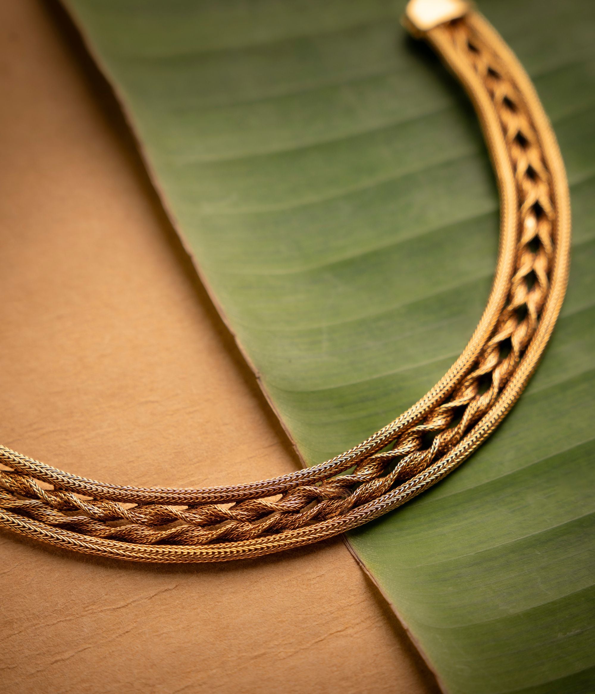 Exquisite-silver-jewellery-choker-Chennai.jpg