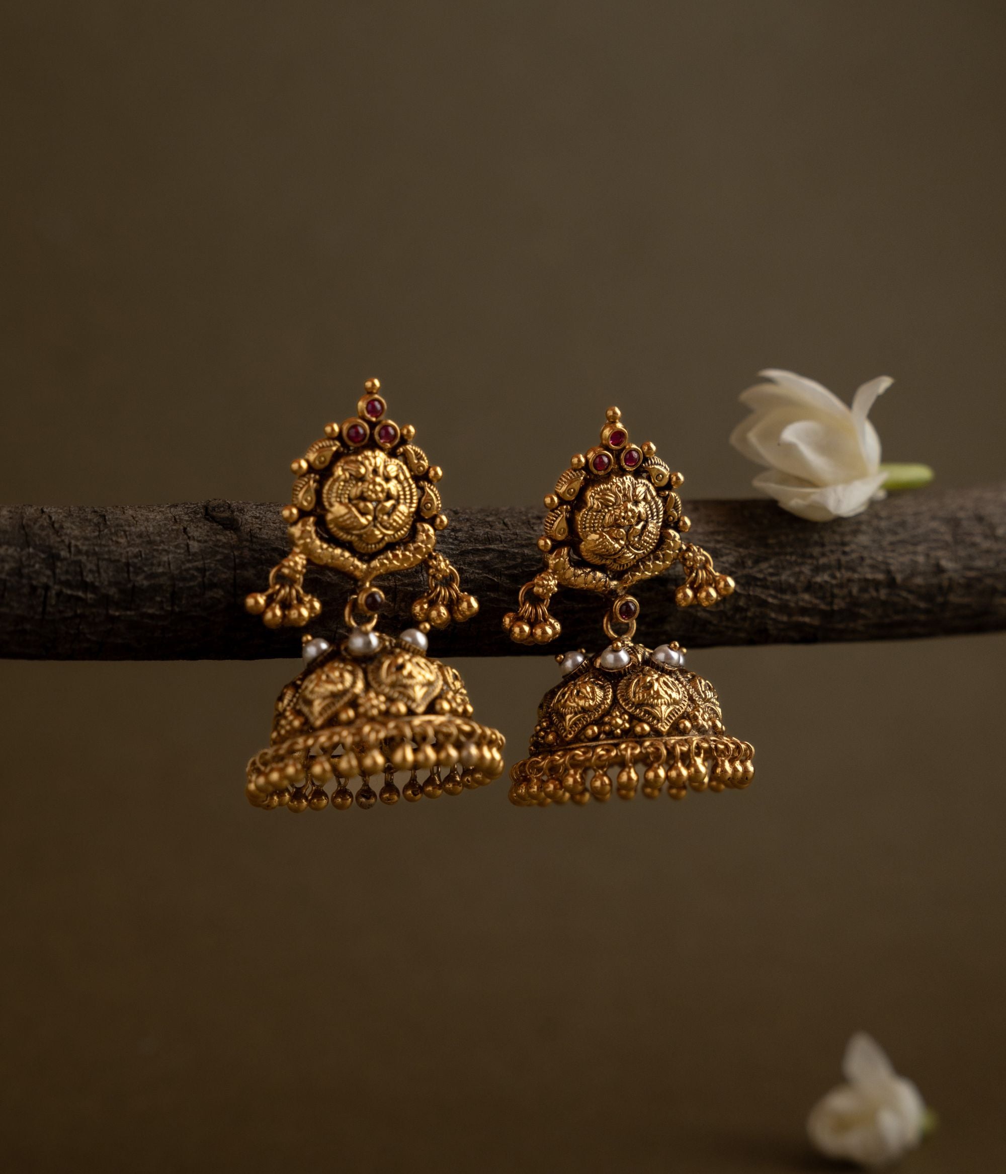 Handcrafted-silver-jewellery-earrings-Chennai.jpg