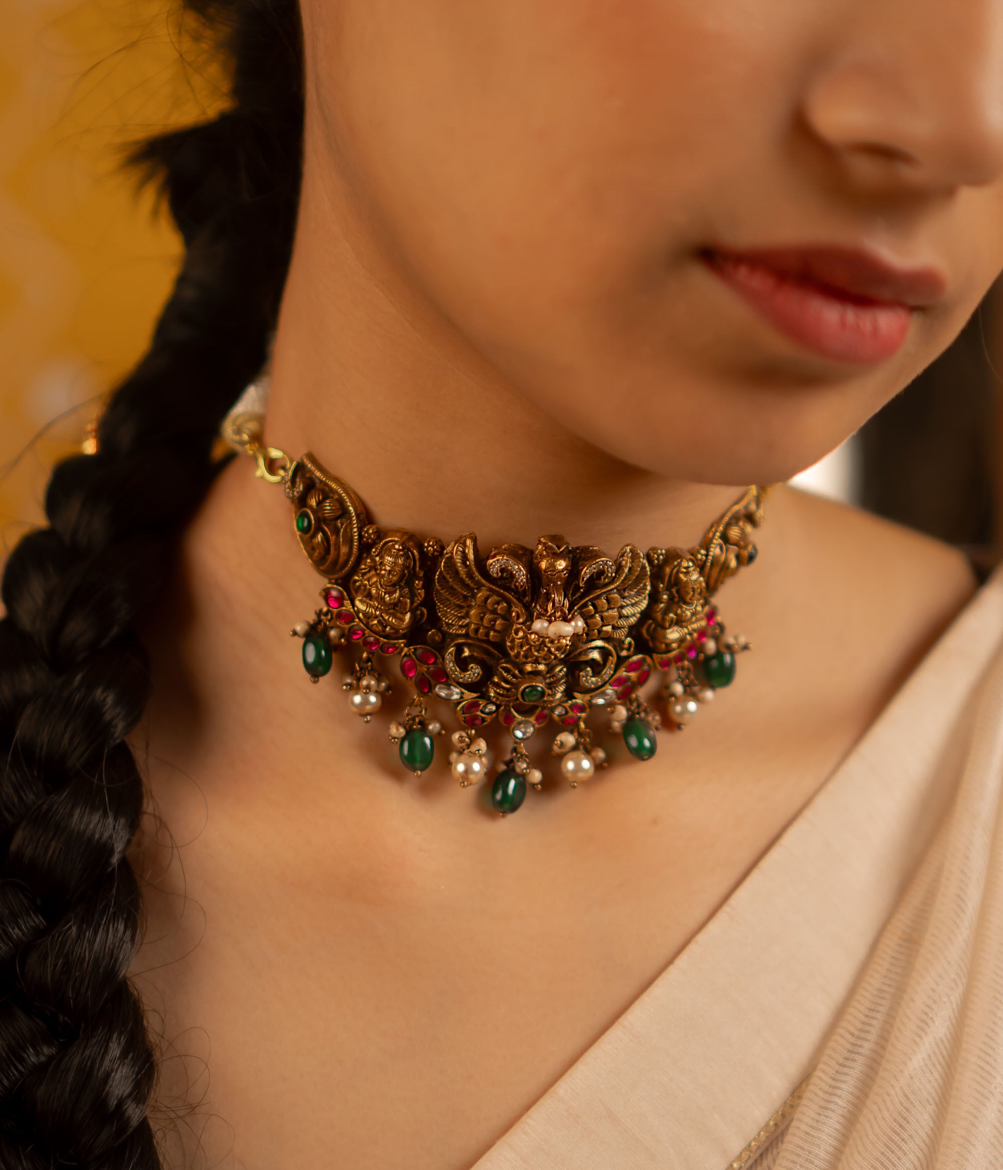 Netra Choker