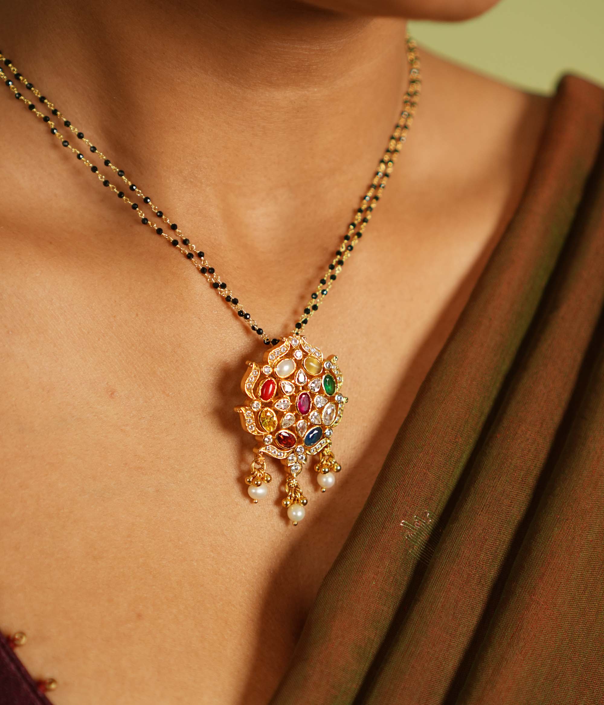 Niraval Pendant
