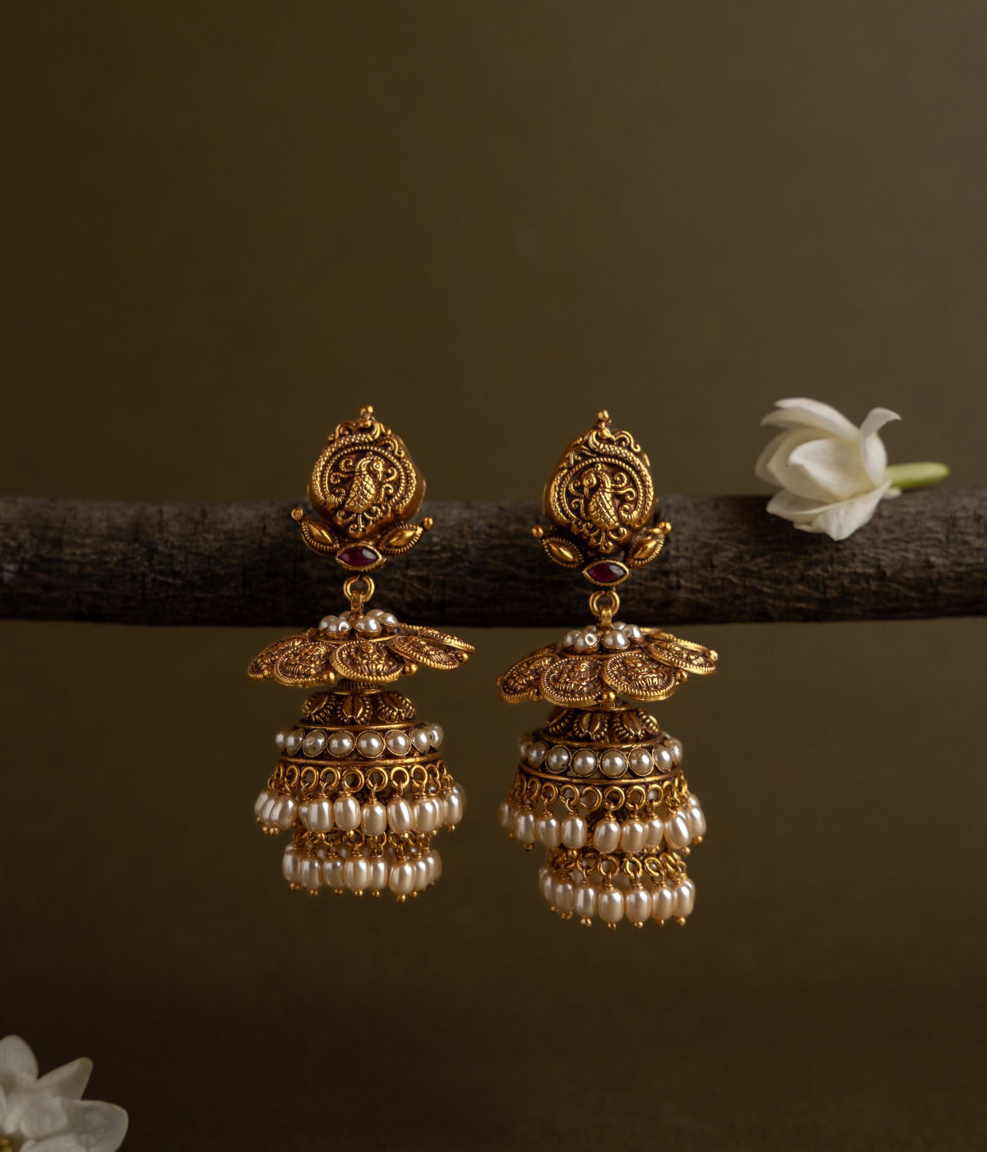 Luxury-silver-jewellery-earrings-Chennai.jpg