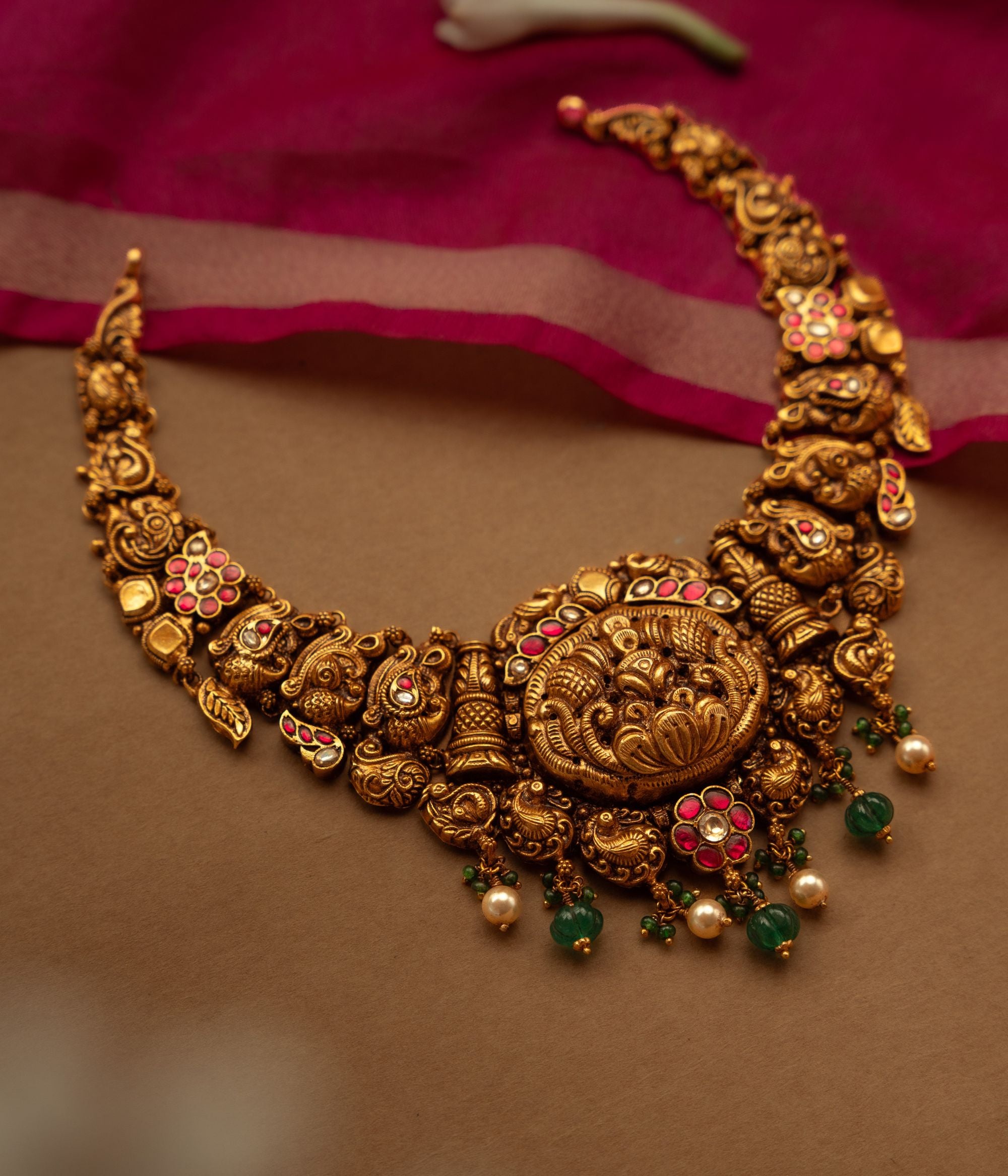 Luxury-silver-jewellery-necklace-Chennai.jpg