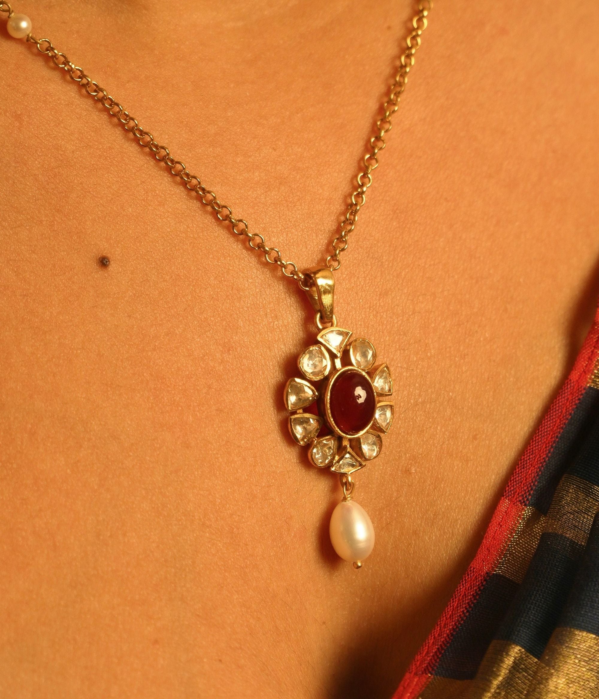 Handcrafted-silver-jewellery-chain-Chennai.jpg
