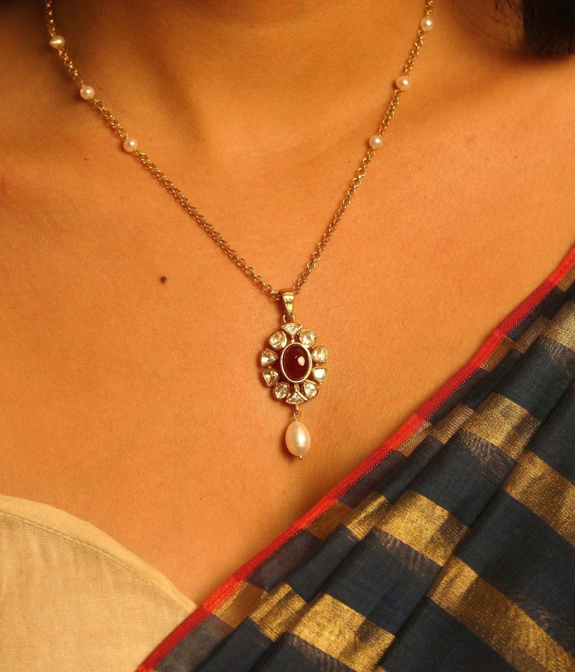 Luxury-silver-jewellery-chain-Chennai.jpg