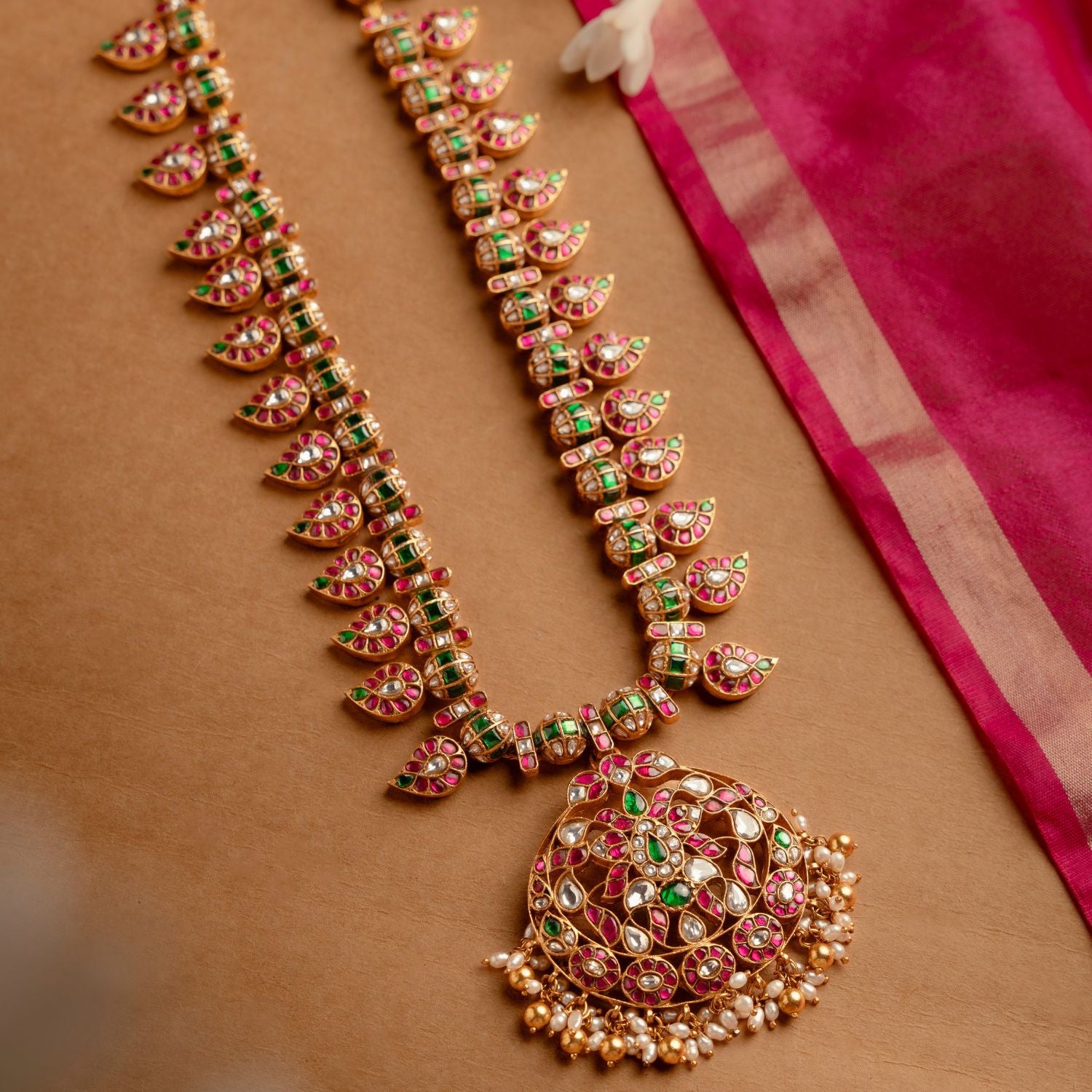 Traditional-silver-jewellery-necklace-Chennai.jpg