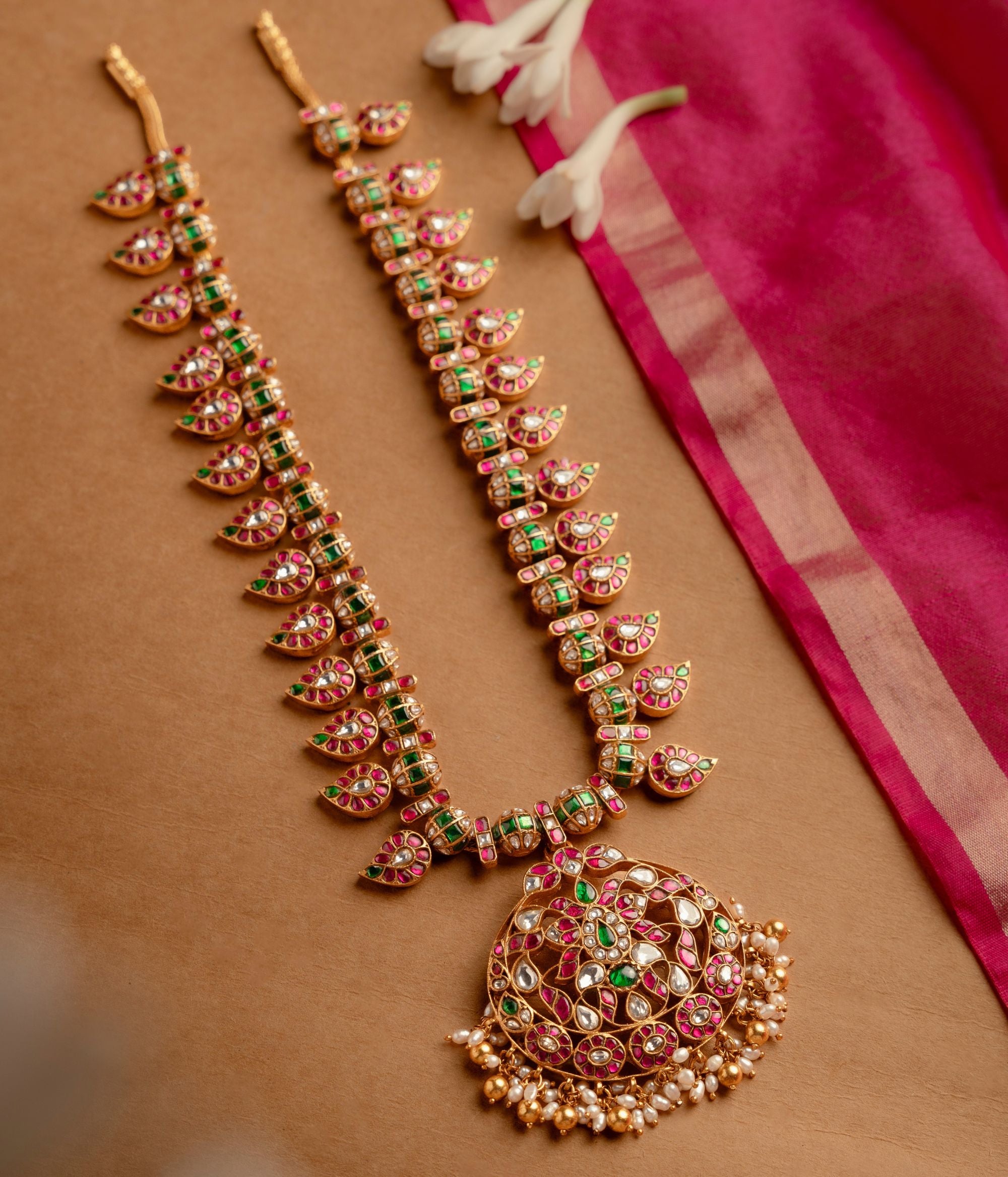 Luxury-silver-jewellery-necklace-Chennai.jpg