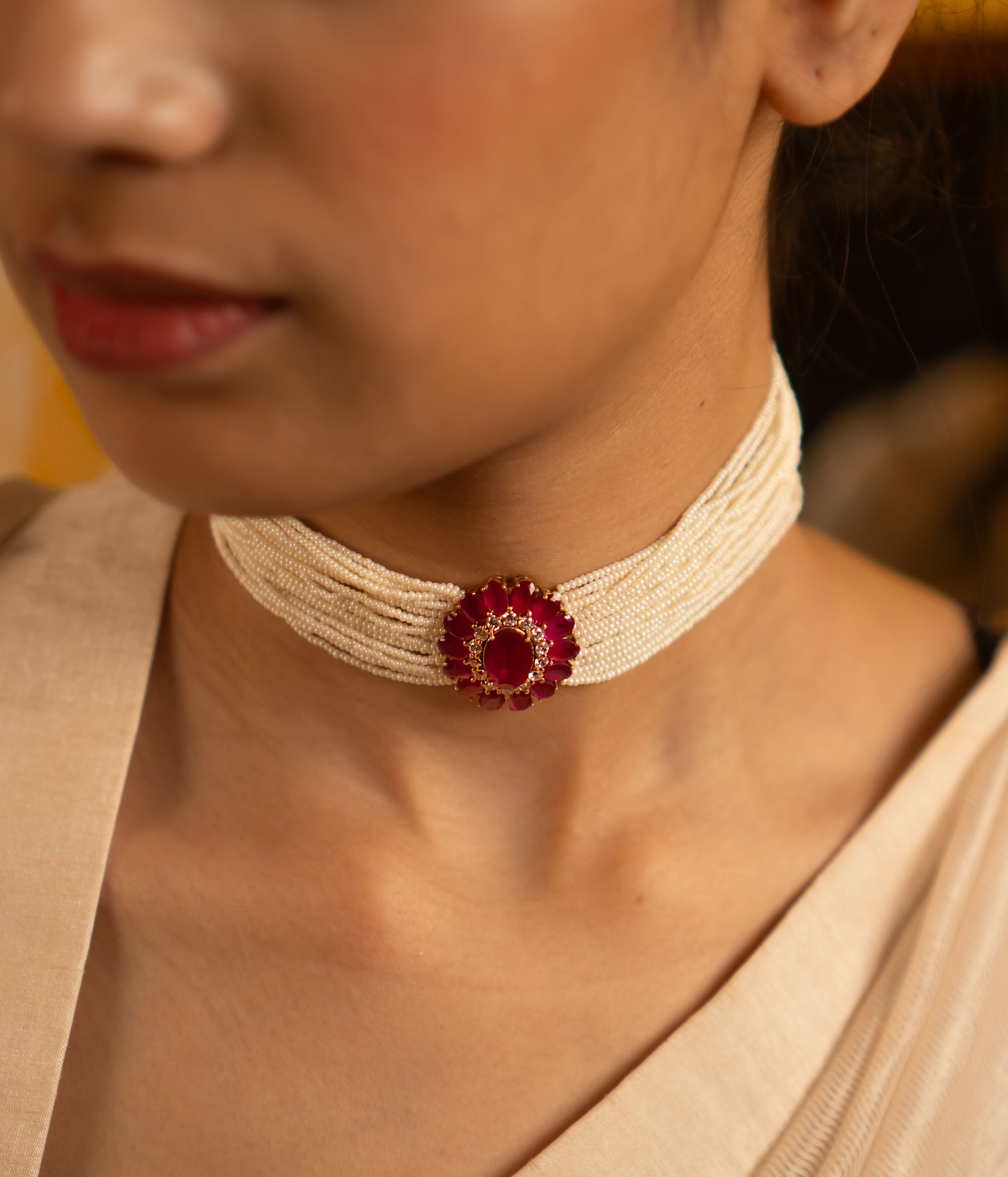 Oeshi Choker