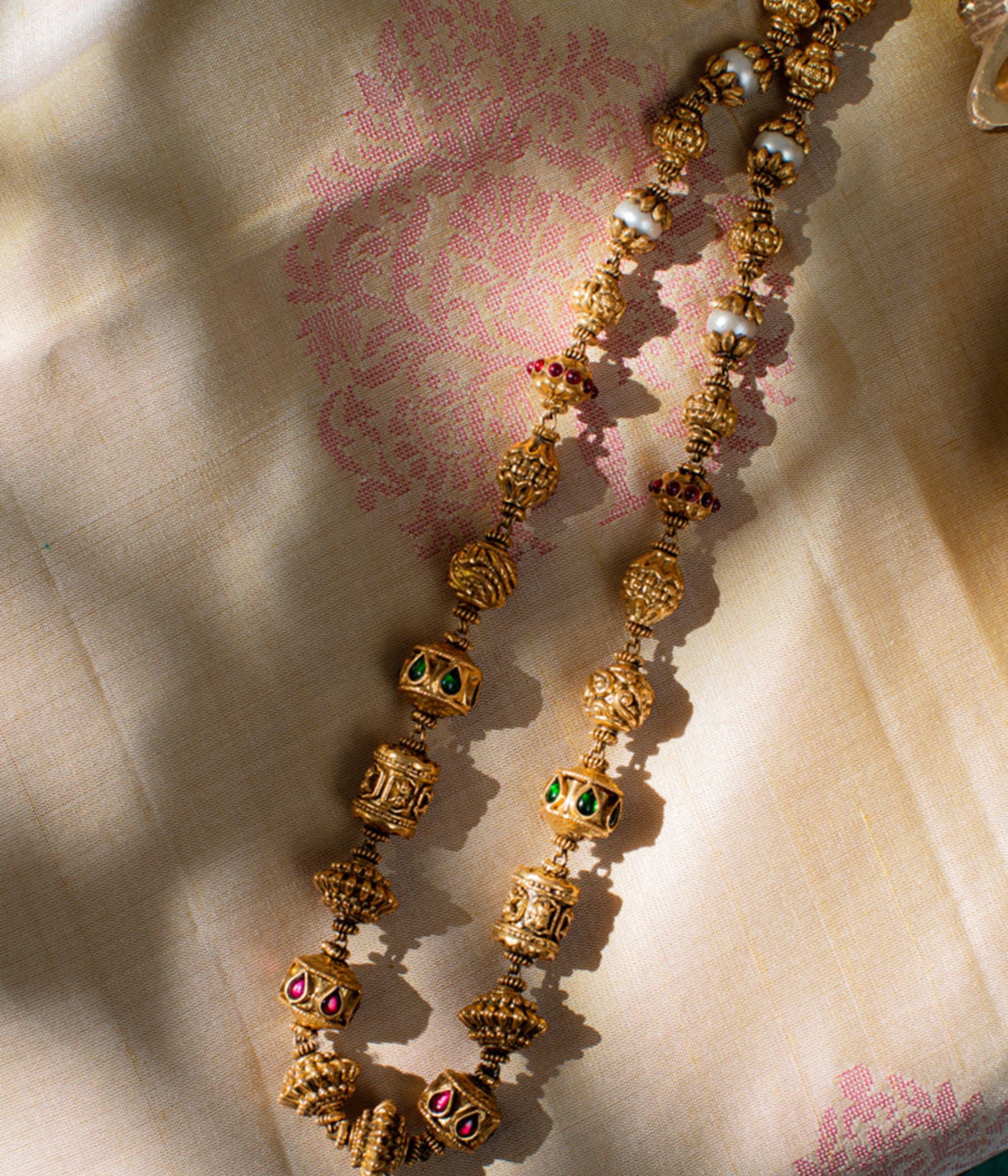 Omvathi Chain