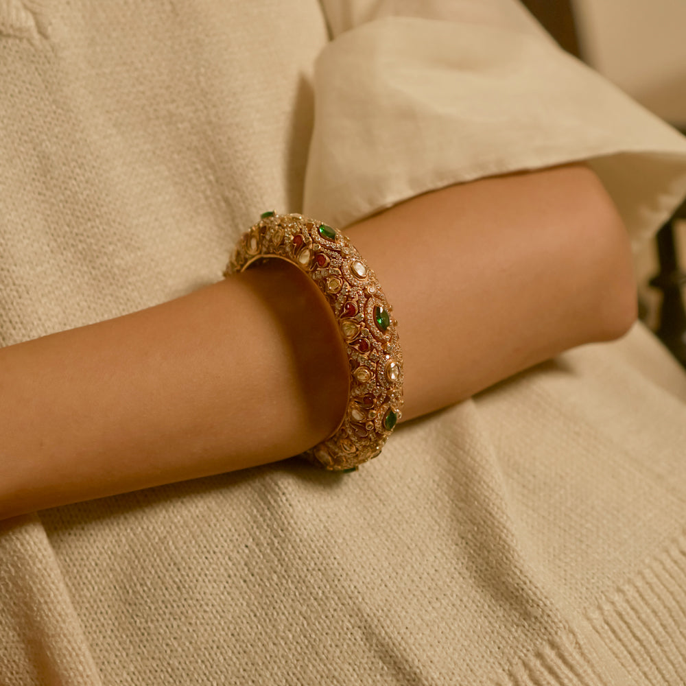 Corena Bangle - fantasy jewelry with elegance and charm, perfect for royal and magical moments.