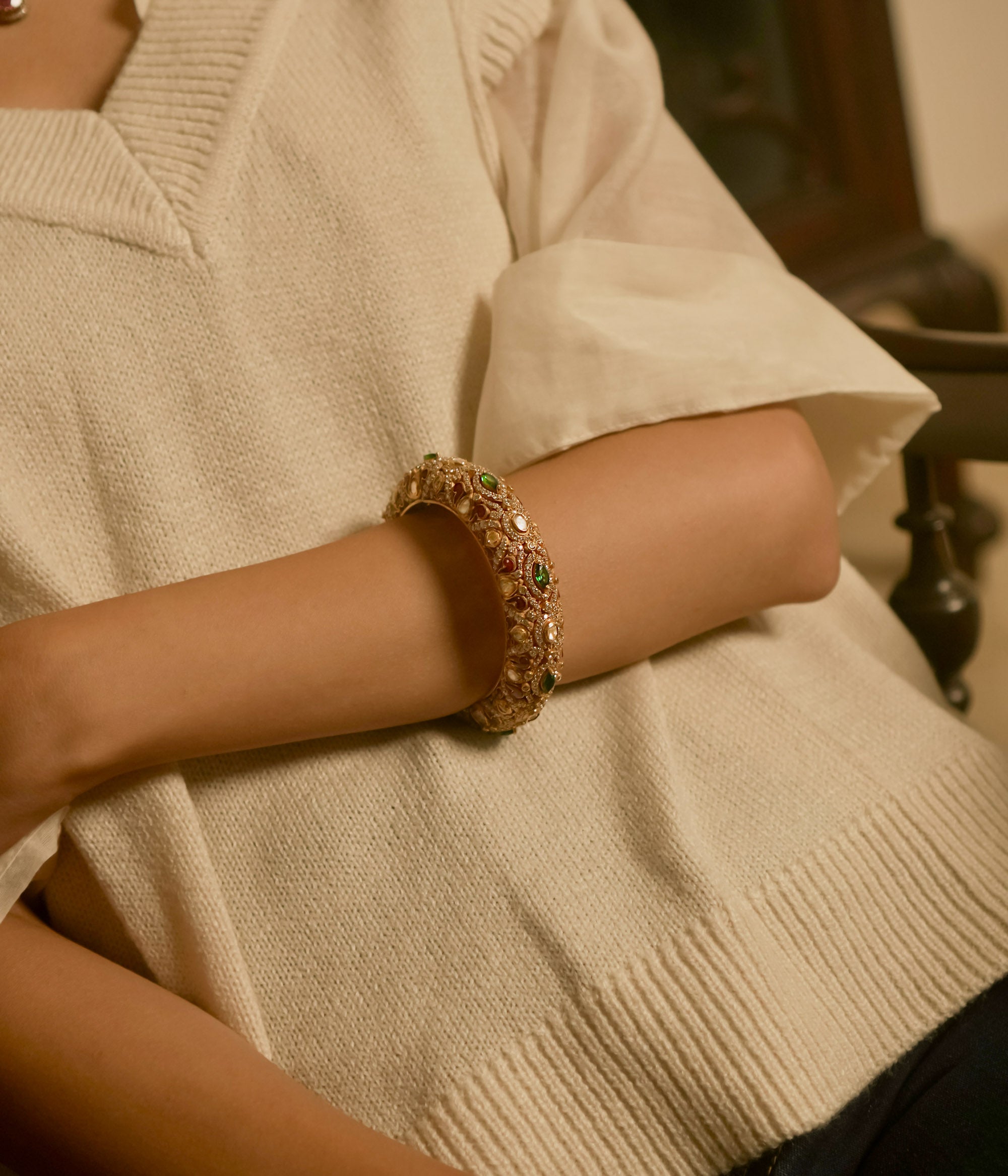 Corena Bangle - fantasy jewelry with elegance and charm, perfect for royal and magical moments.