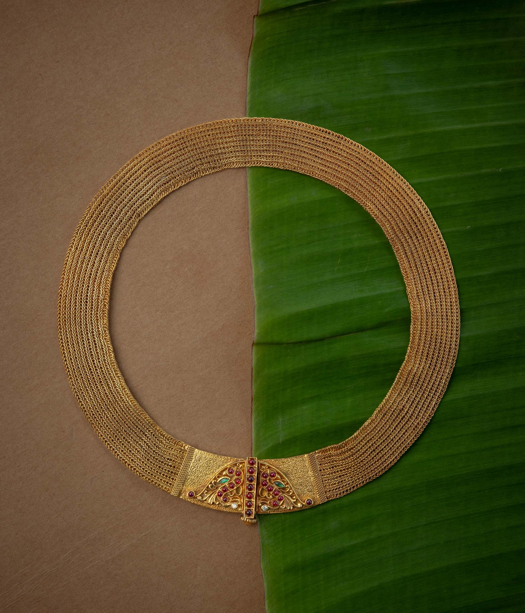 Plain Chain with Red Spinal Stone, Swarovski Stone, Green Polki Stone, themed around Charming.