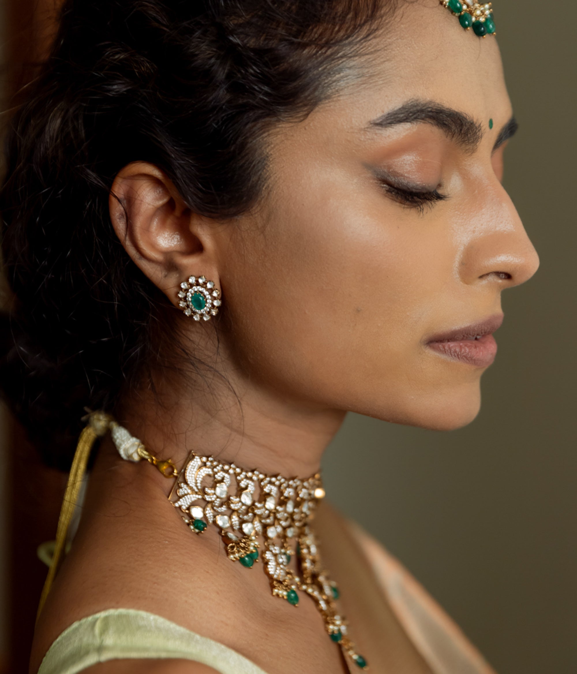 Pahali Victorian Studs