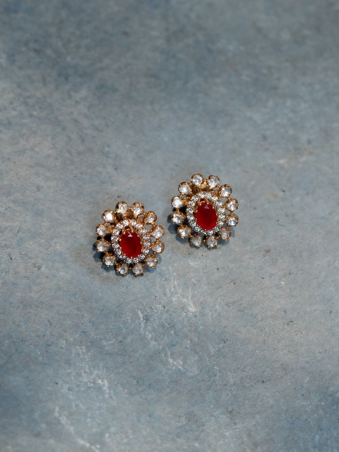 Pahali Victorian Studs