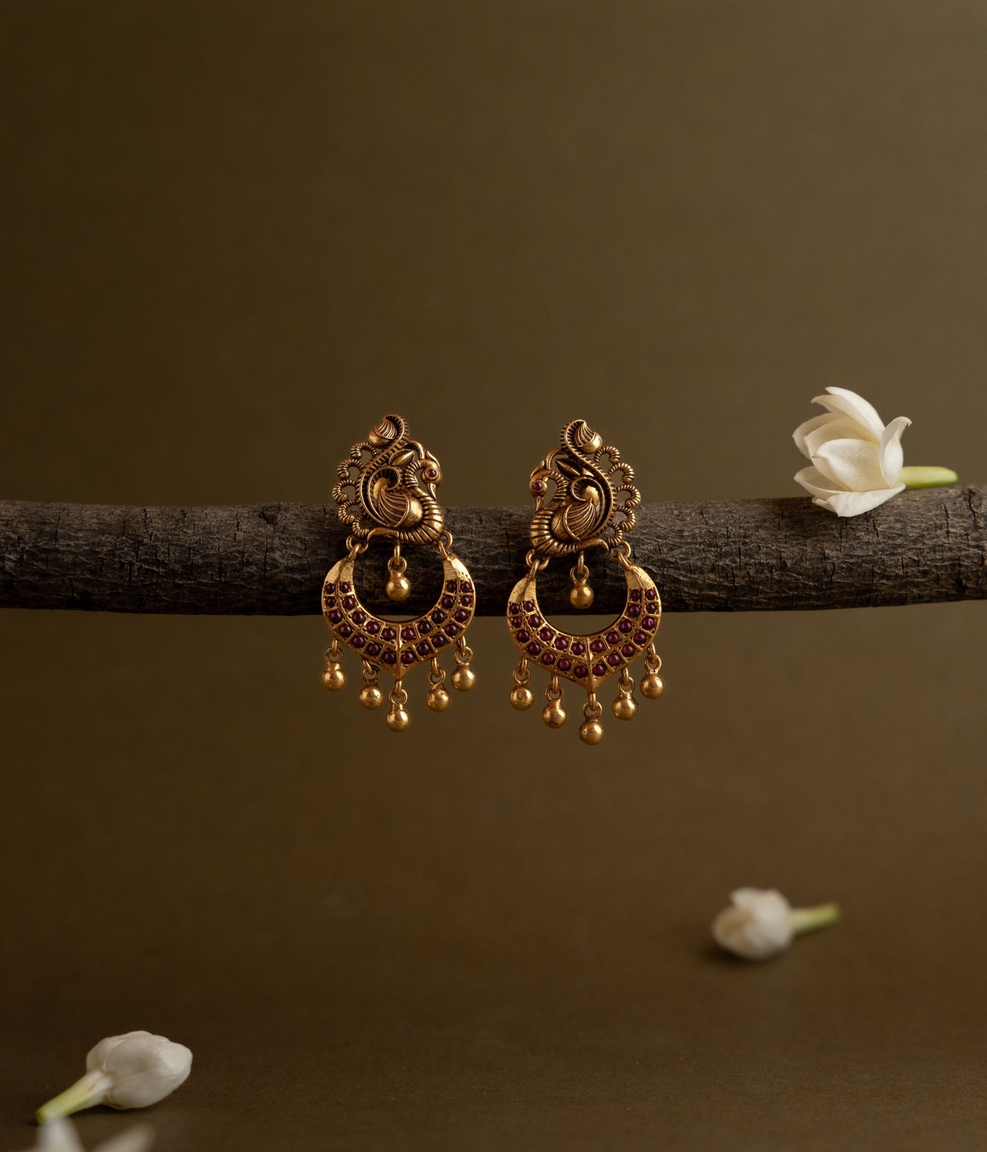 Luxury-silver-jewellery-earrings-Chennai.jpg