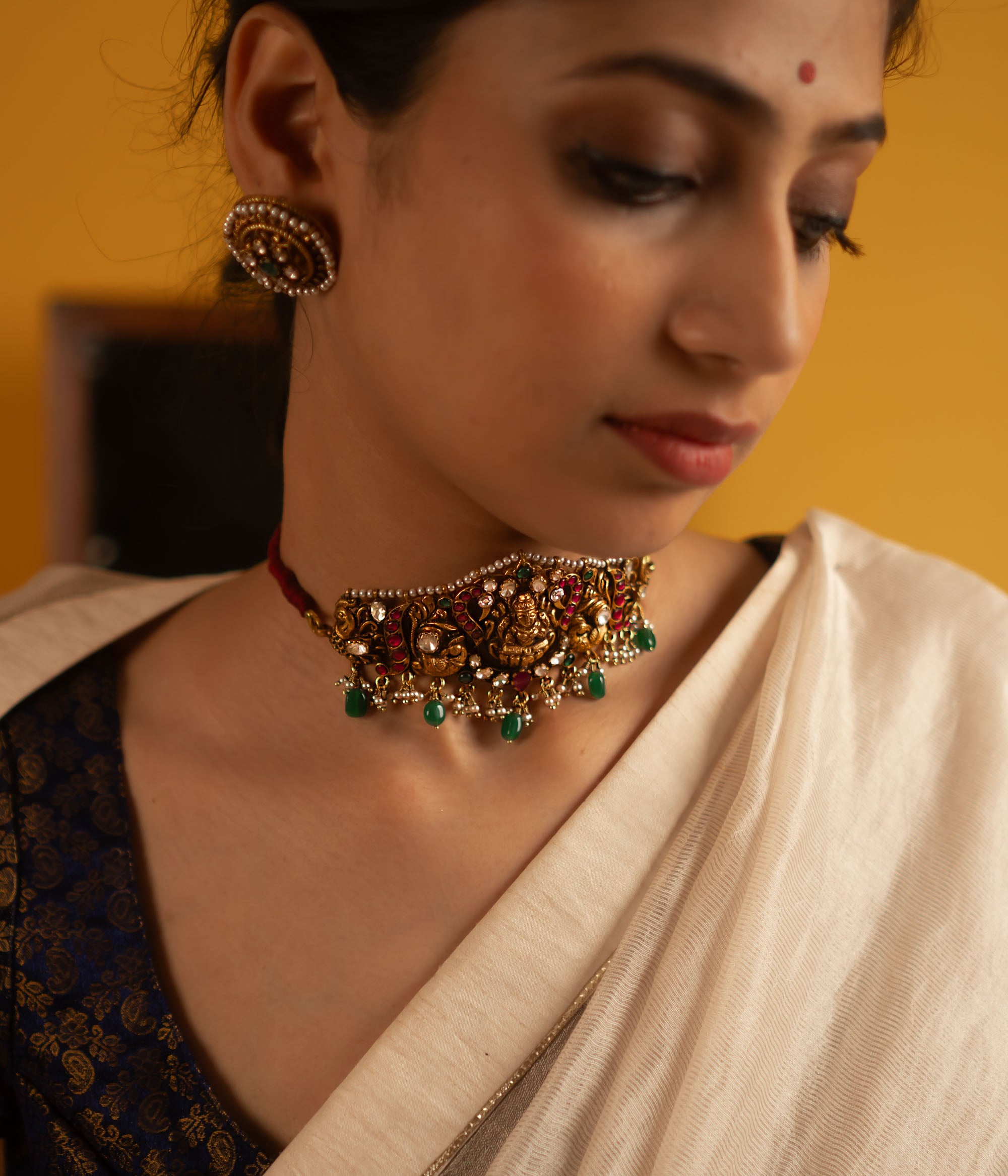 Quishi Choker