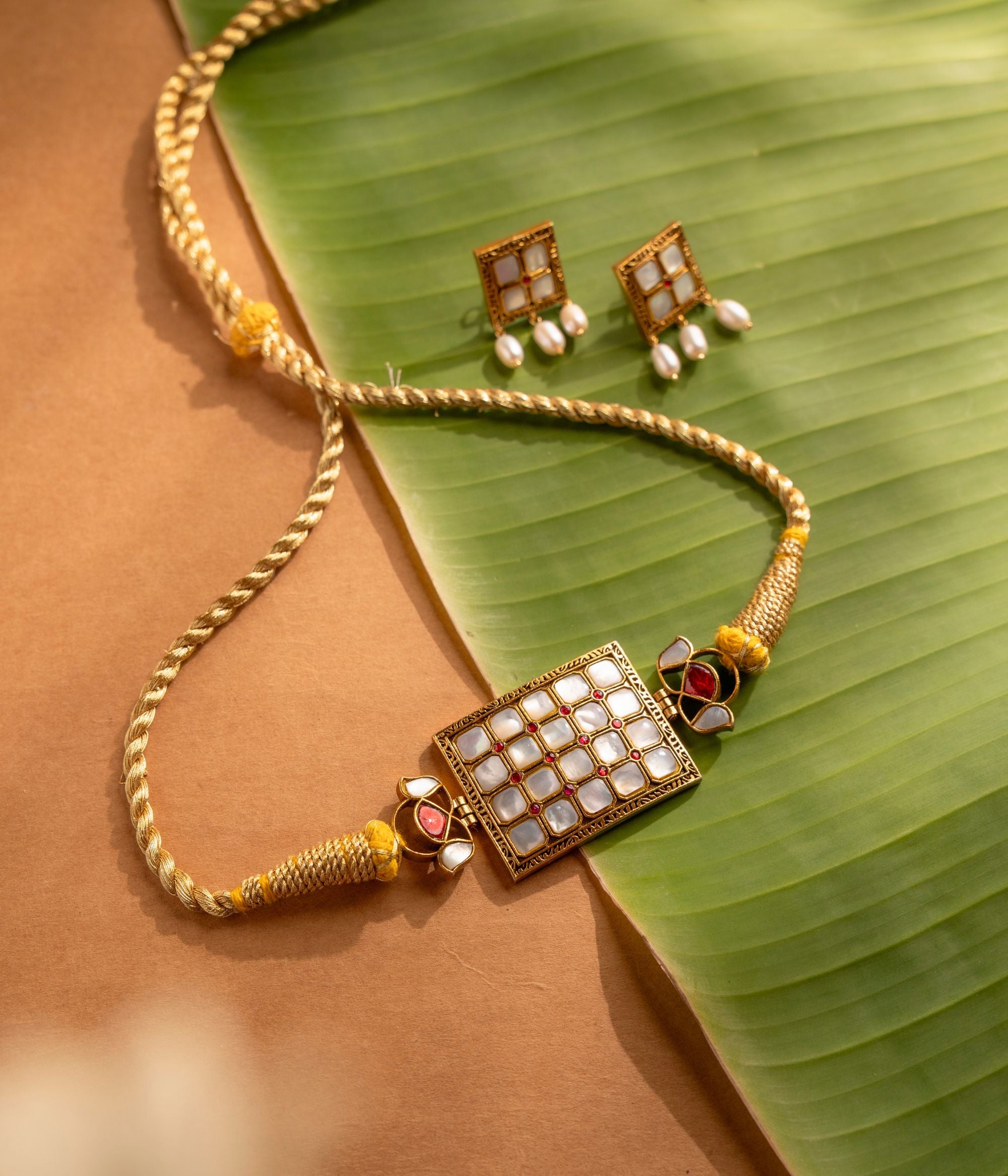 Handcrafted-silver-jewellery-choker-Chennai.jpg