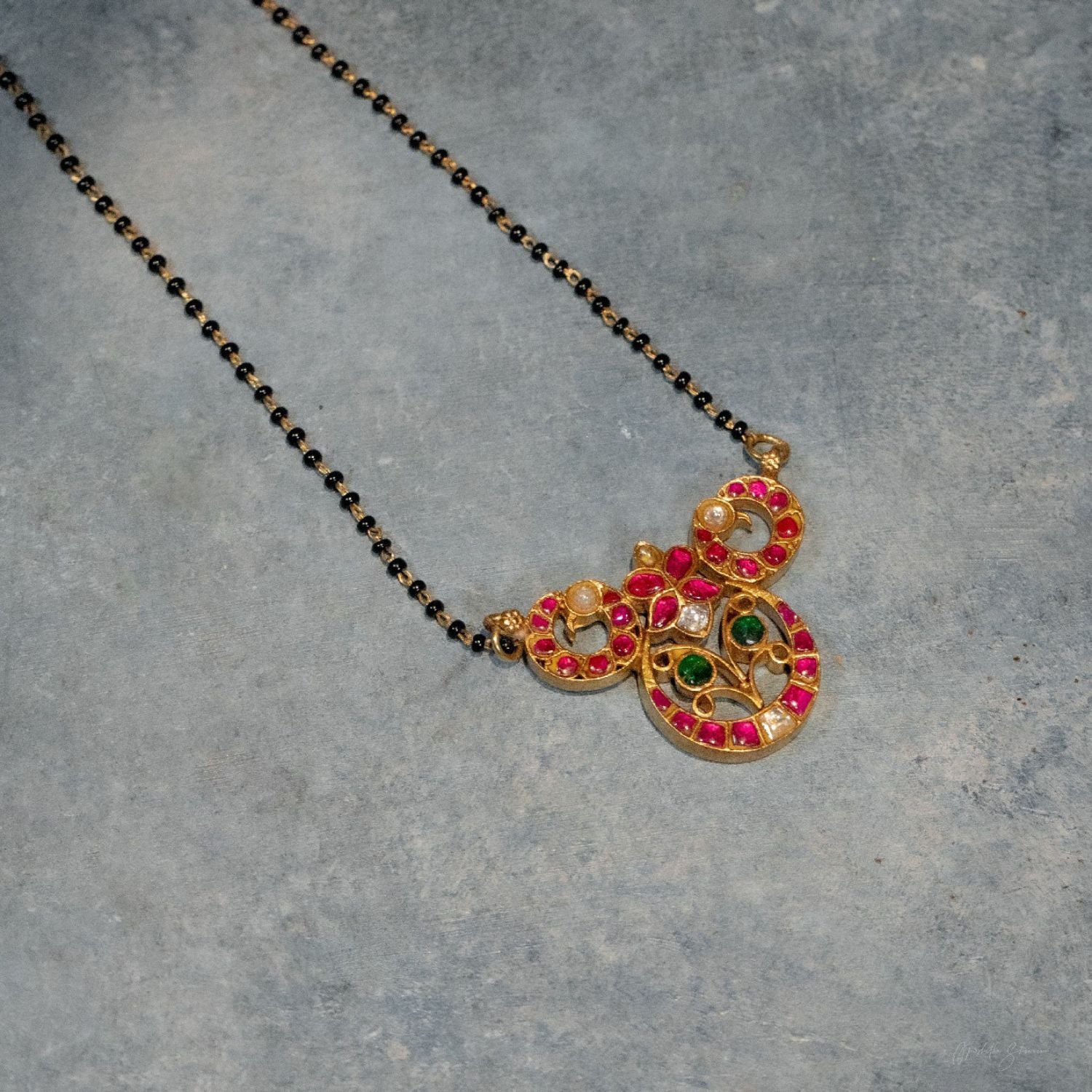Revati Kundan Mangalsutra