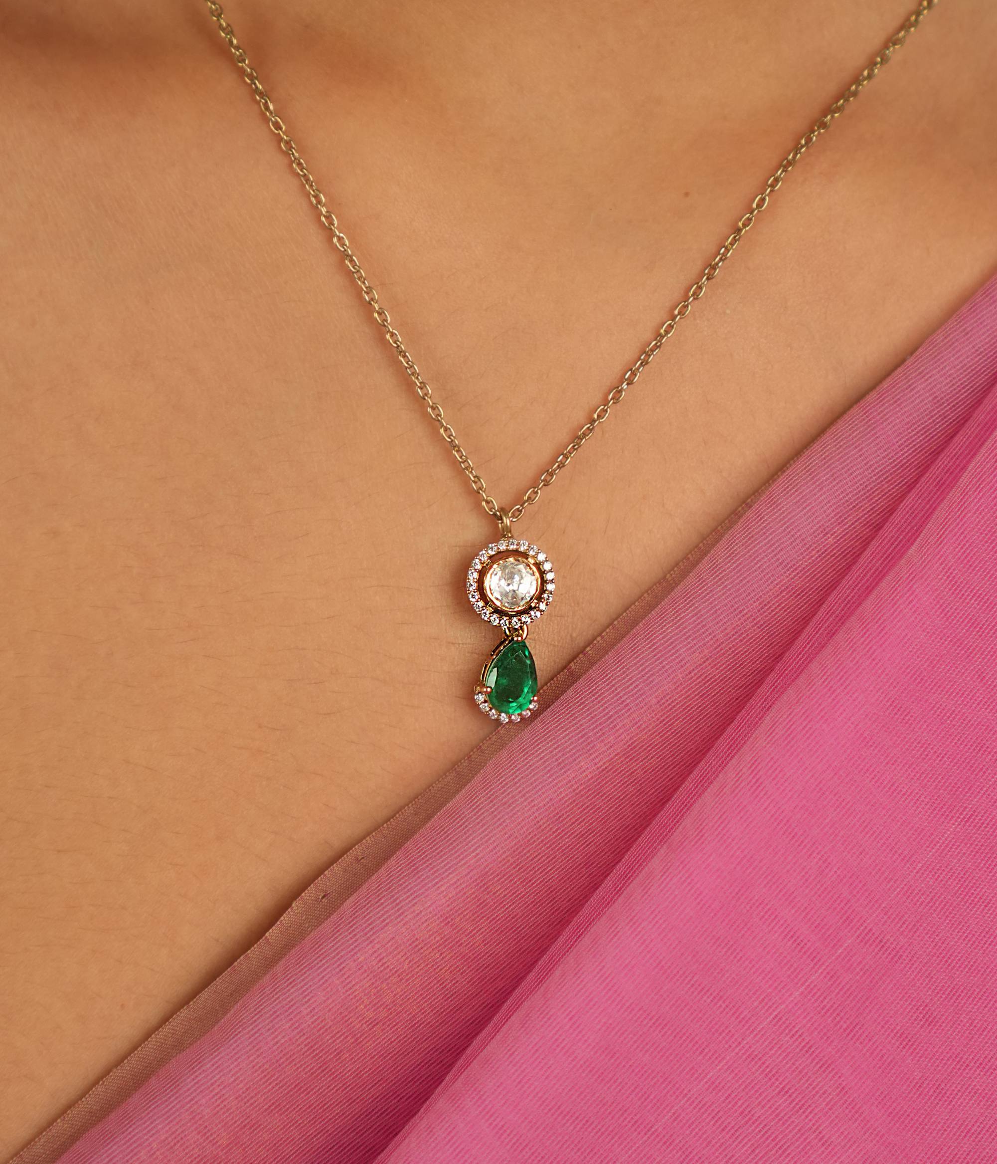 Rhea Chain & Pendant
