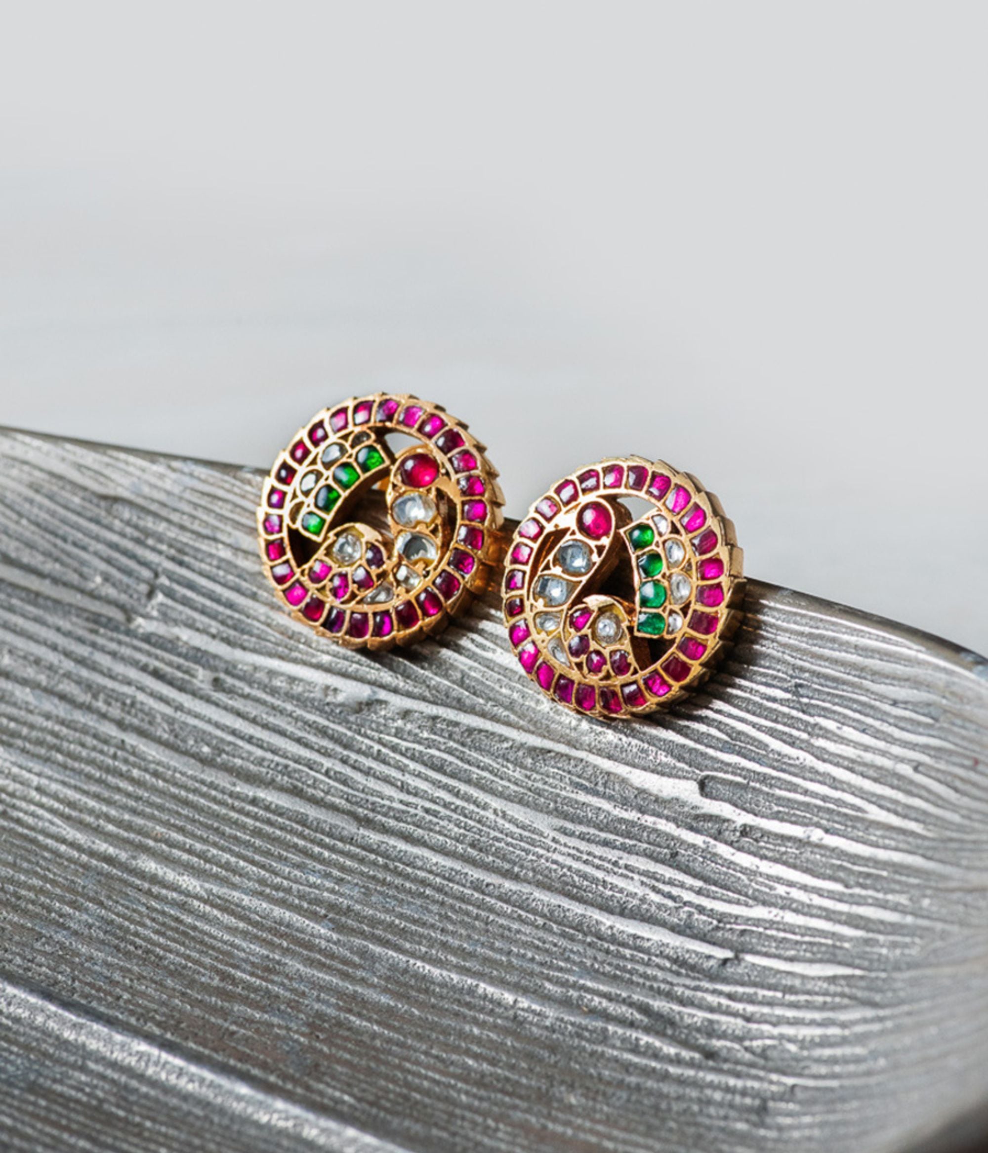 Rhyme Studs