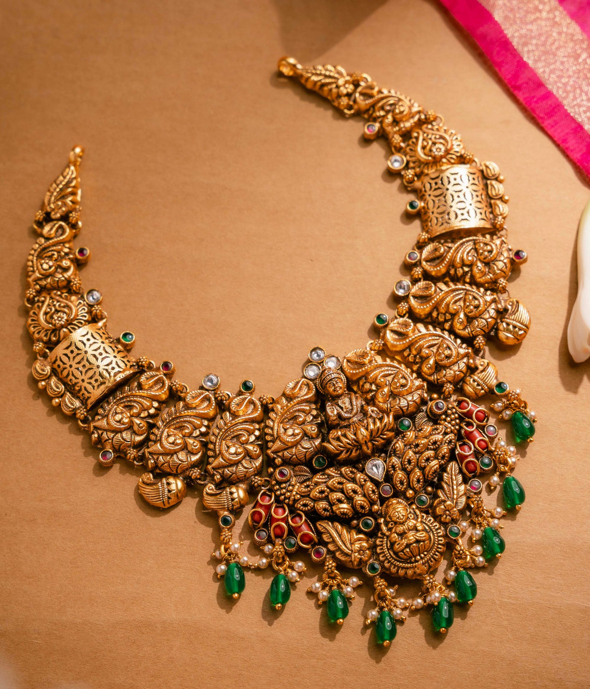 Handcrafted-silver-jewellery-necklace-Chennai.jpg