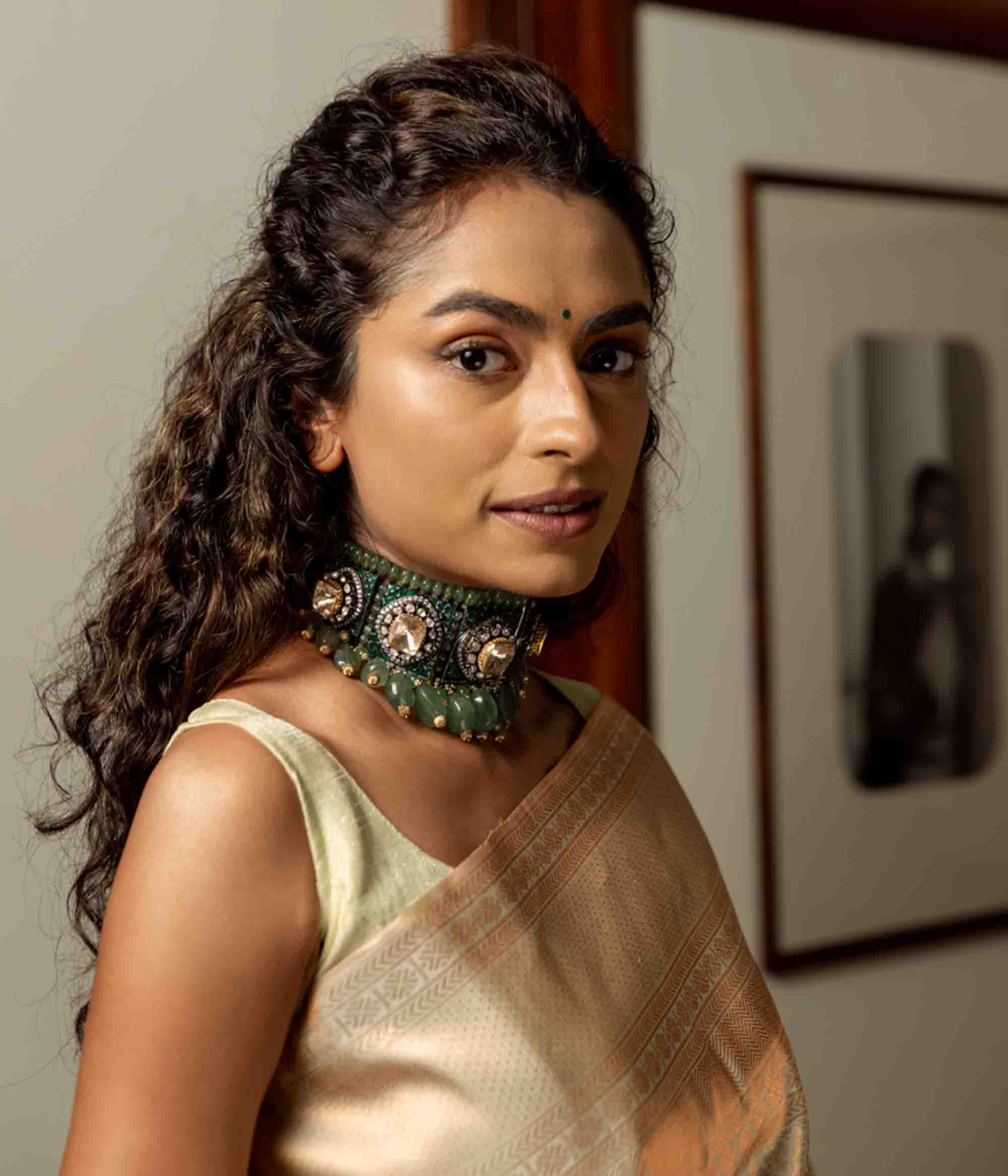 Rivi Grandeur Green Kundan Victorian Choker
