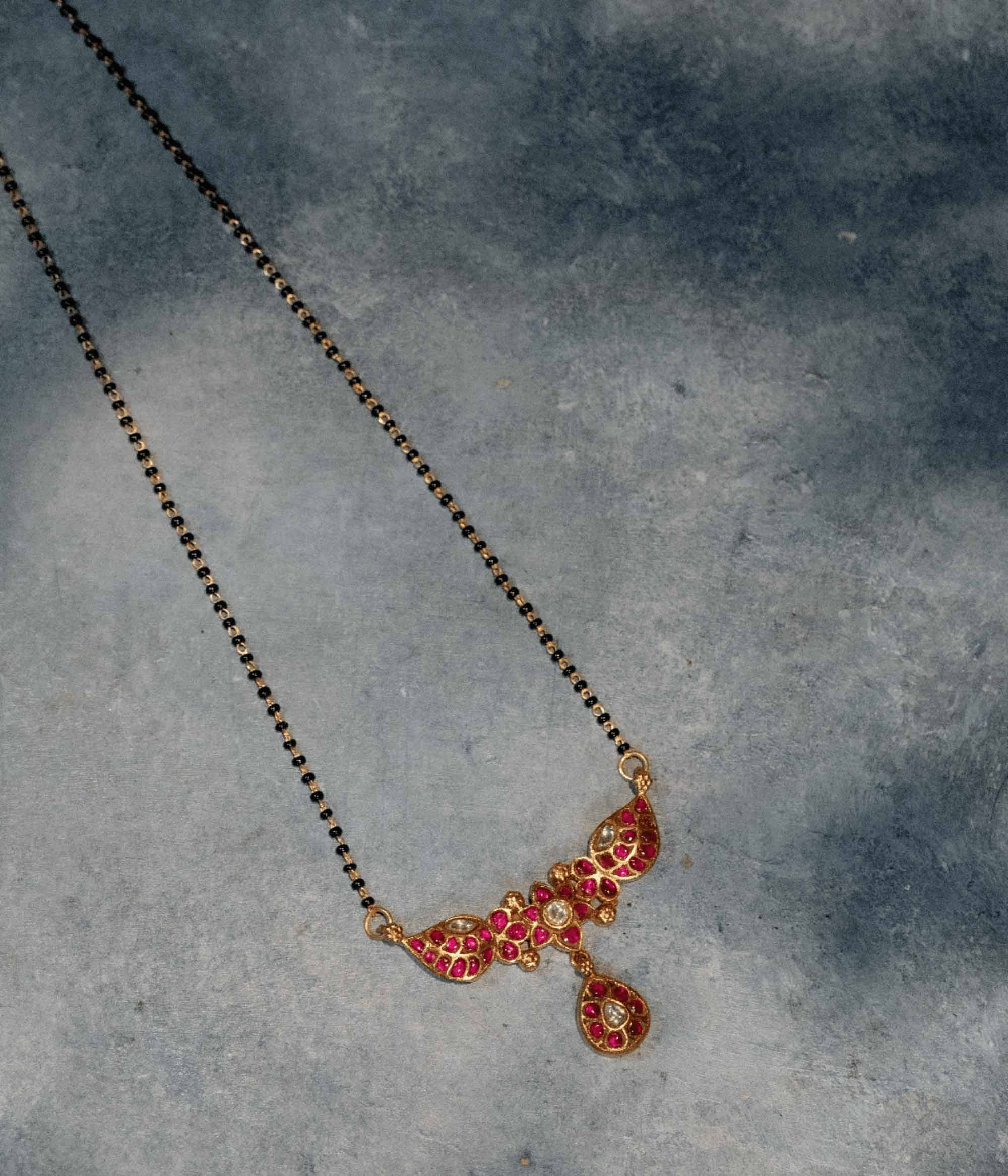 Rukmangi Kundan Mangalsutra