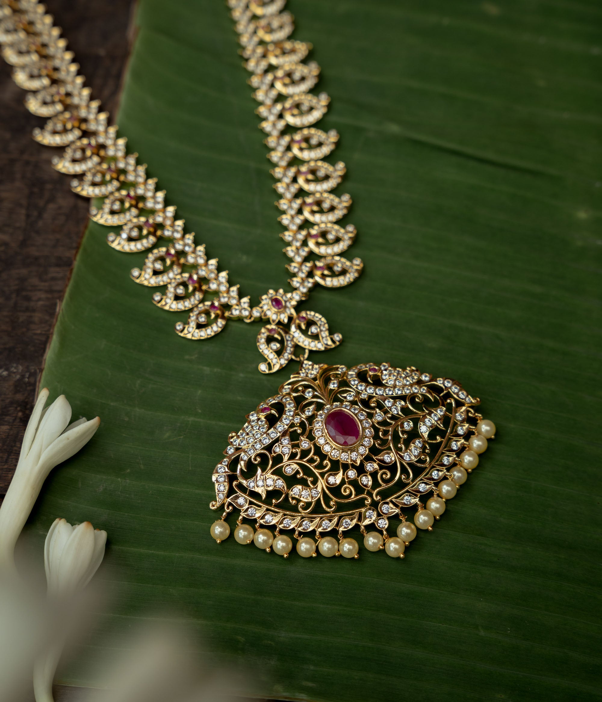 Red Swarovski pearl aurora necklace