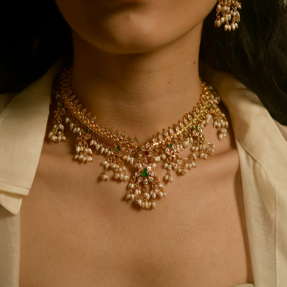 Rhae Necklace - fantasy jewelry with elegance and charm, perfect for royal and magical moments.