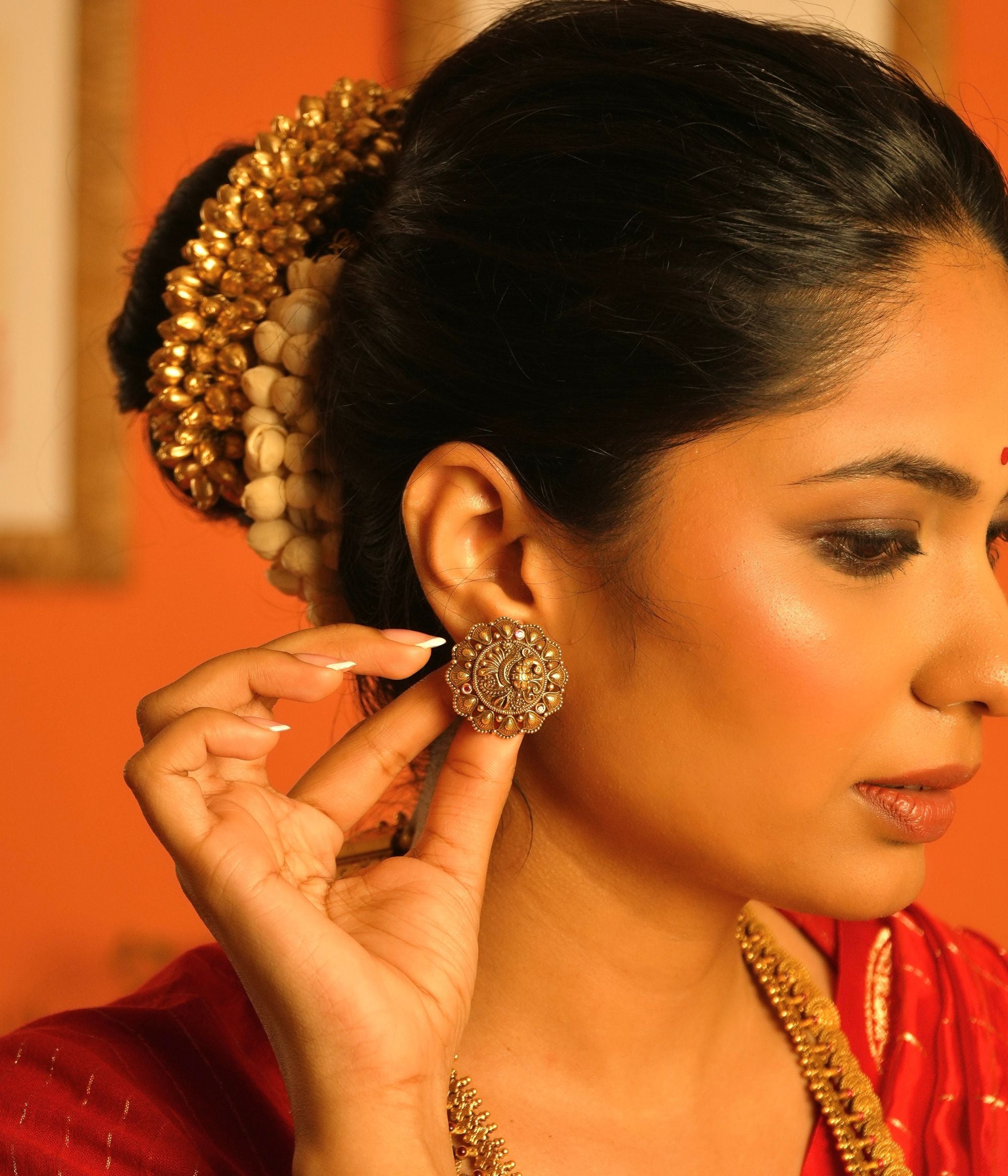 Traditional-silver-jewellery-studs-Chennai.jpg