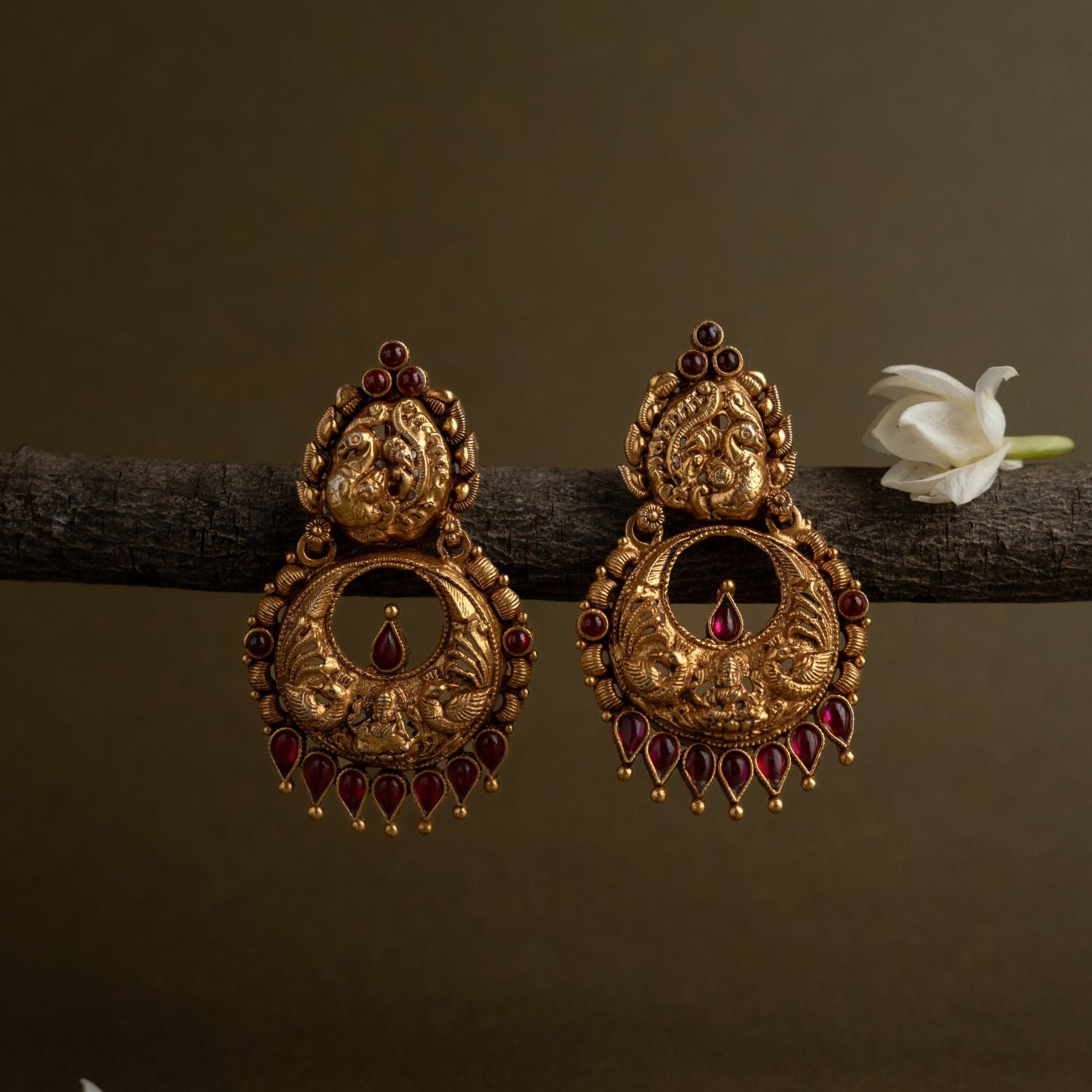 Traditional-silver-jewellery-earrings-Chennai.jpg