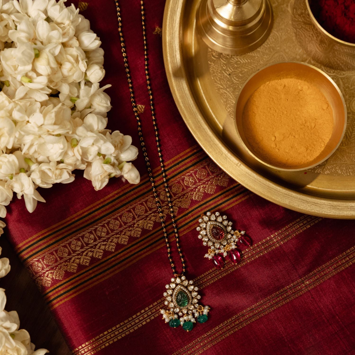 Suddha Victorian Pendant