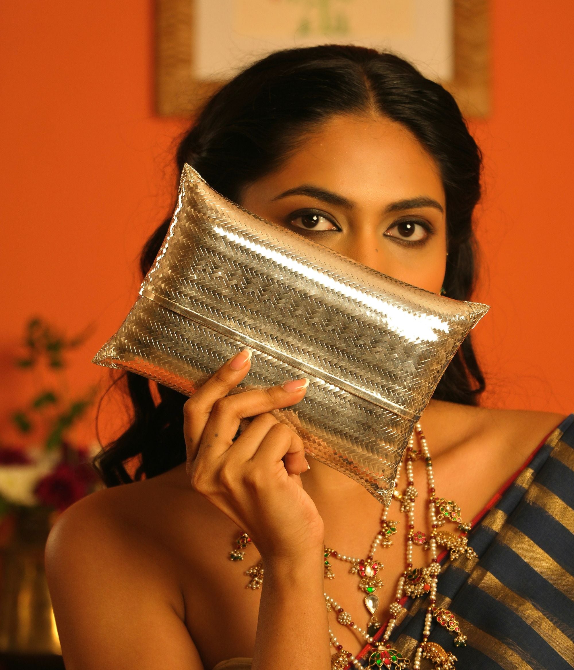 Unique-silver-purse-Chennai.jpg