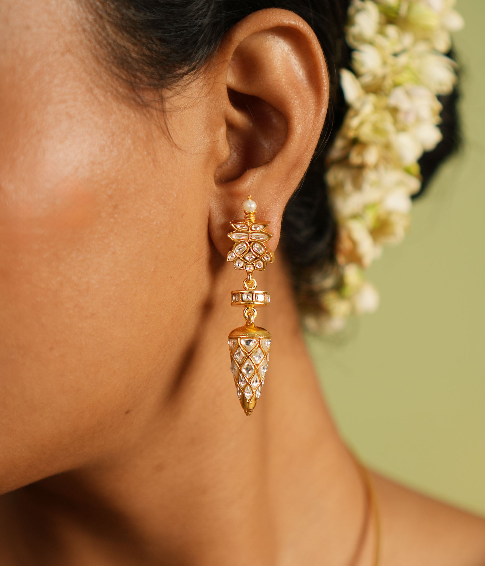 Uila Earring