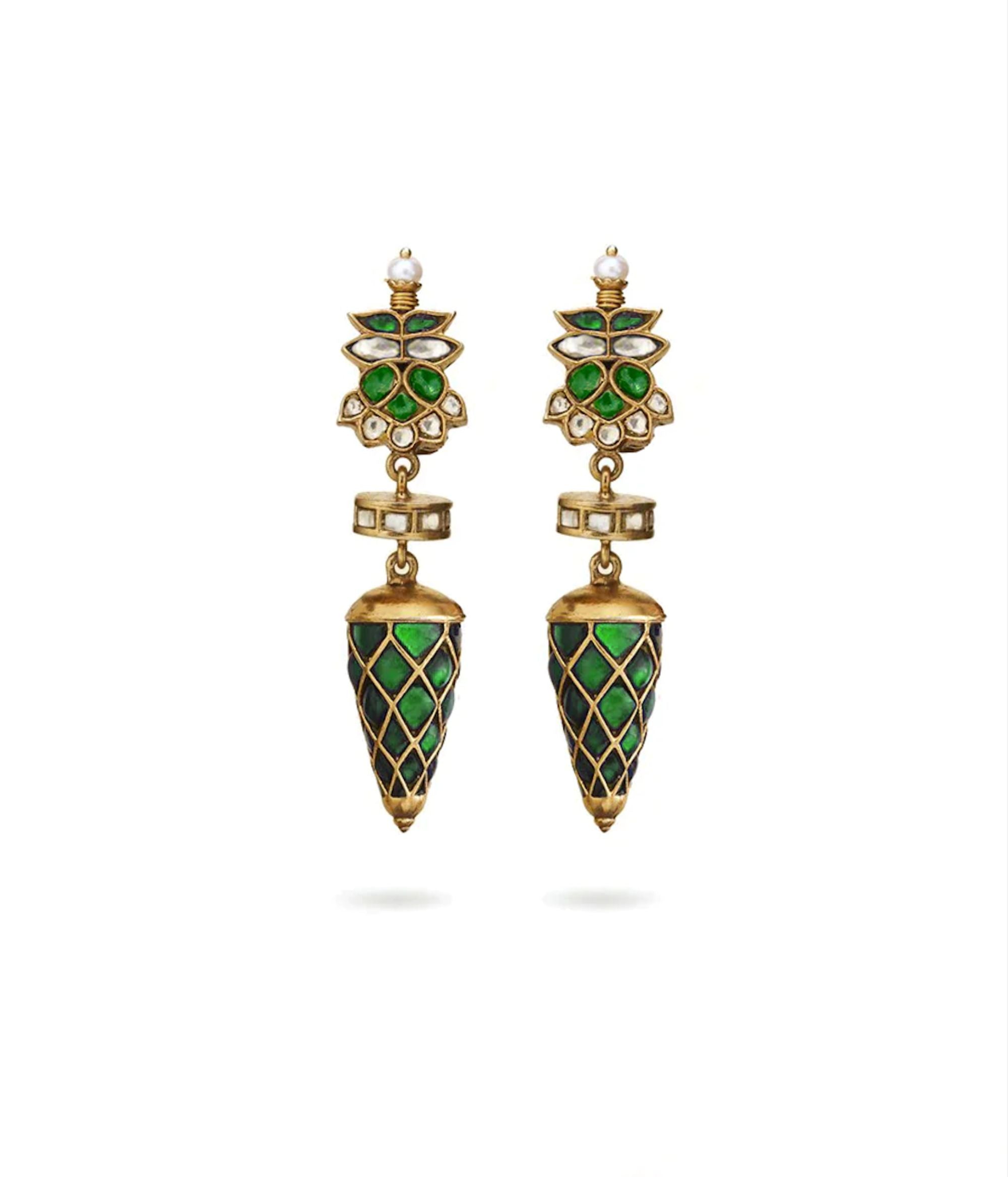 Uila Earring