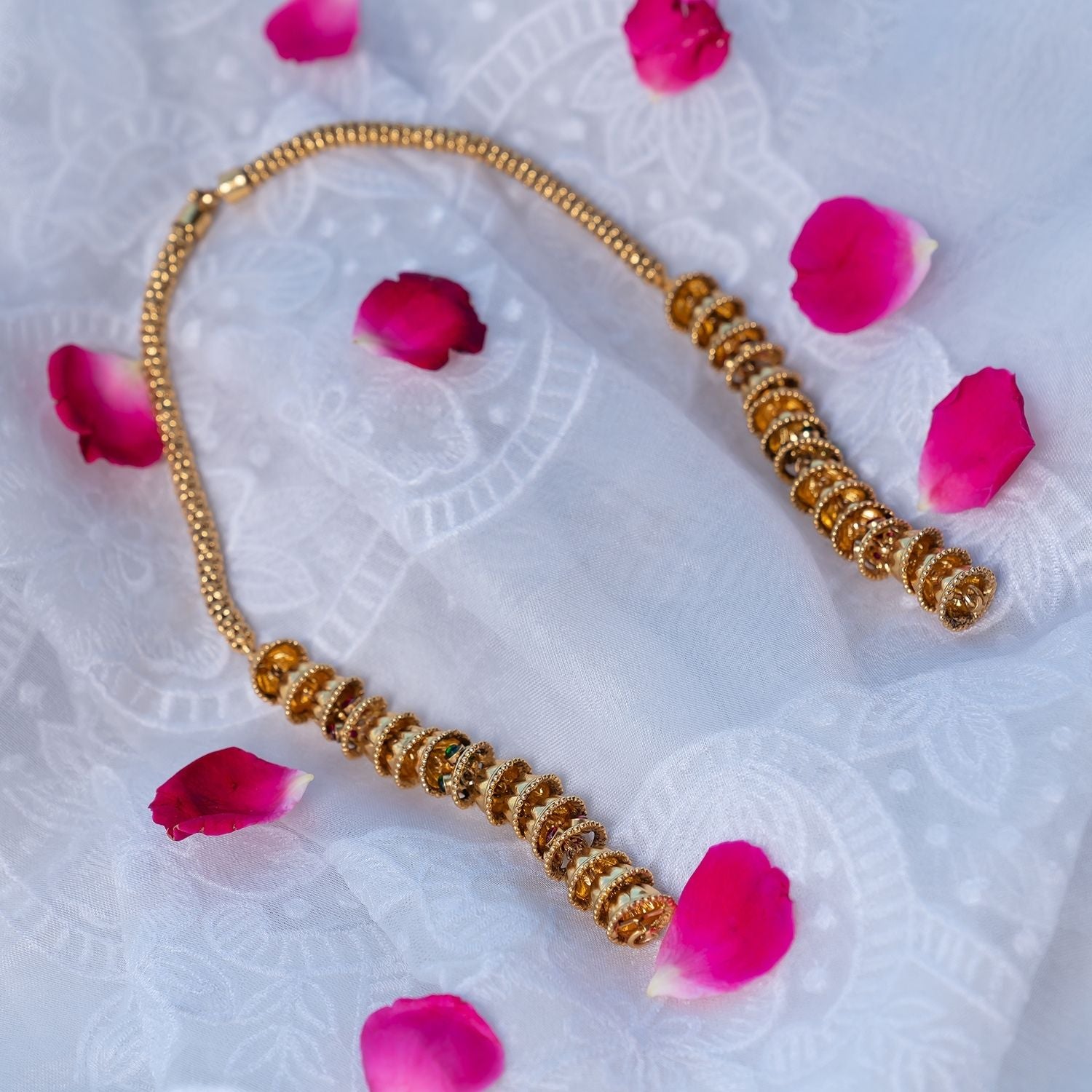Kiku Temple Chain