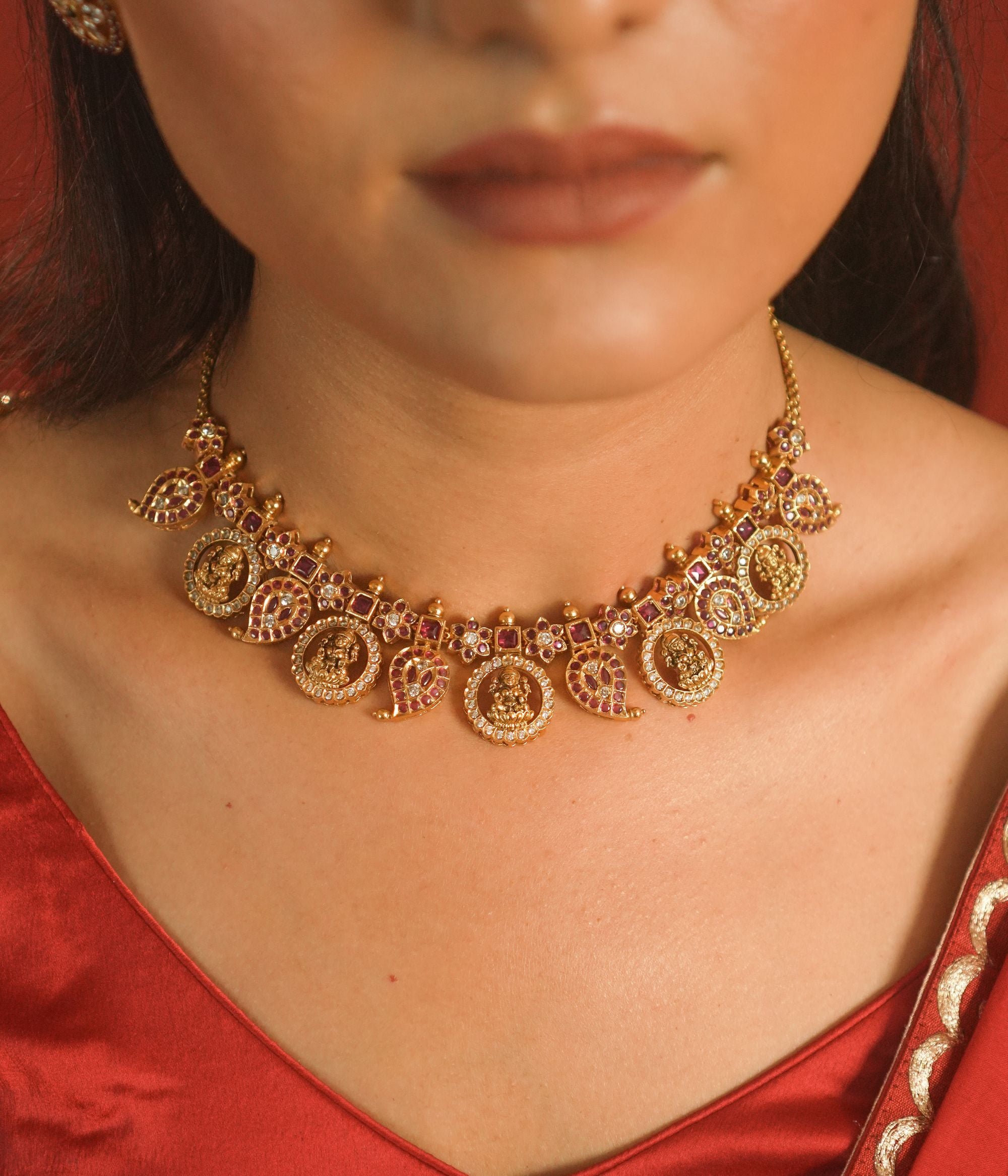 Pravya Necklace