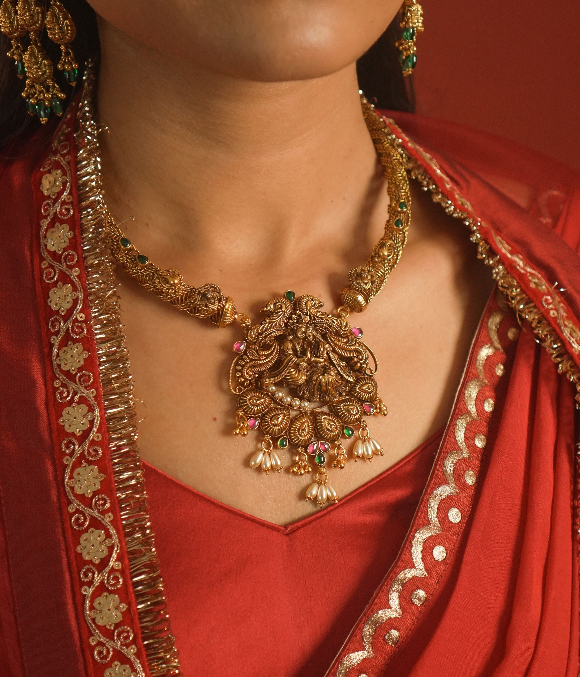 Maahi Nakas Necklace