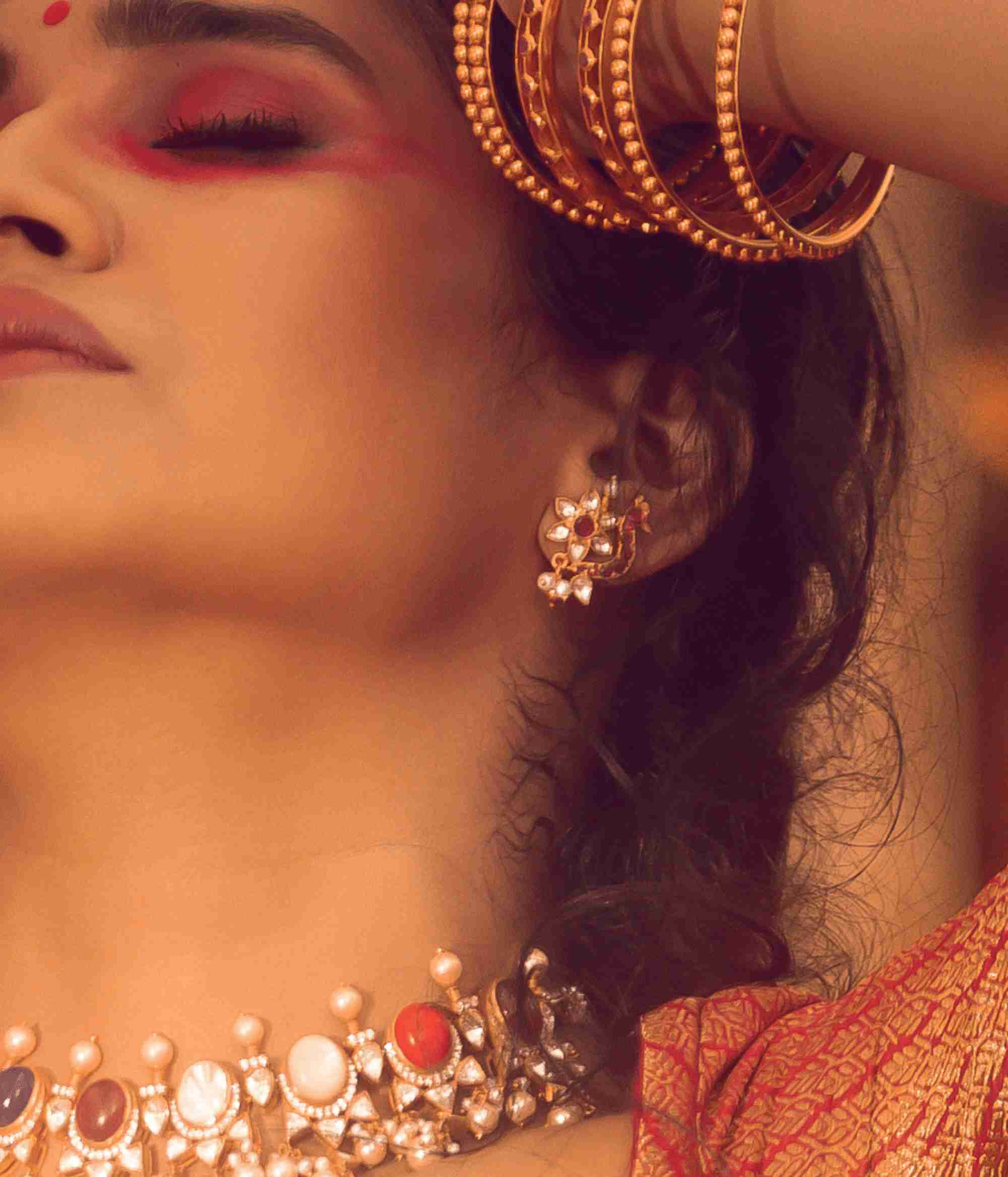 Uphar Earring
