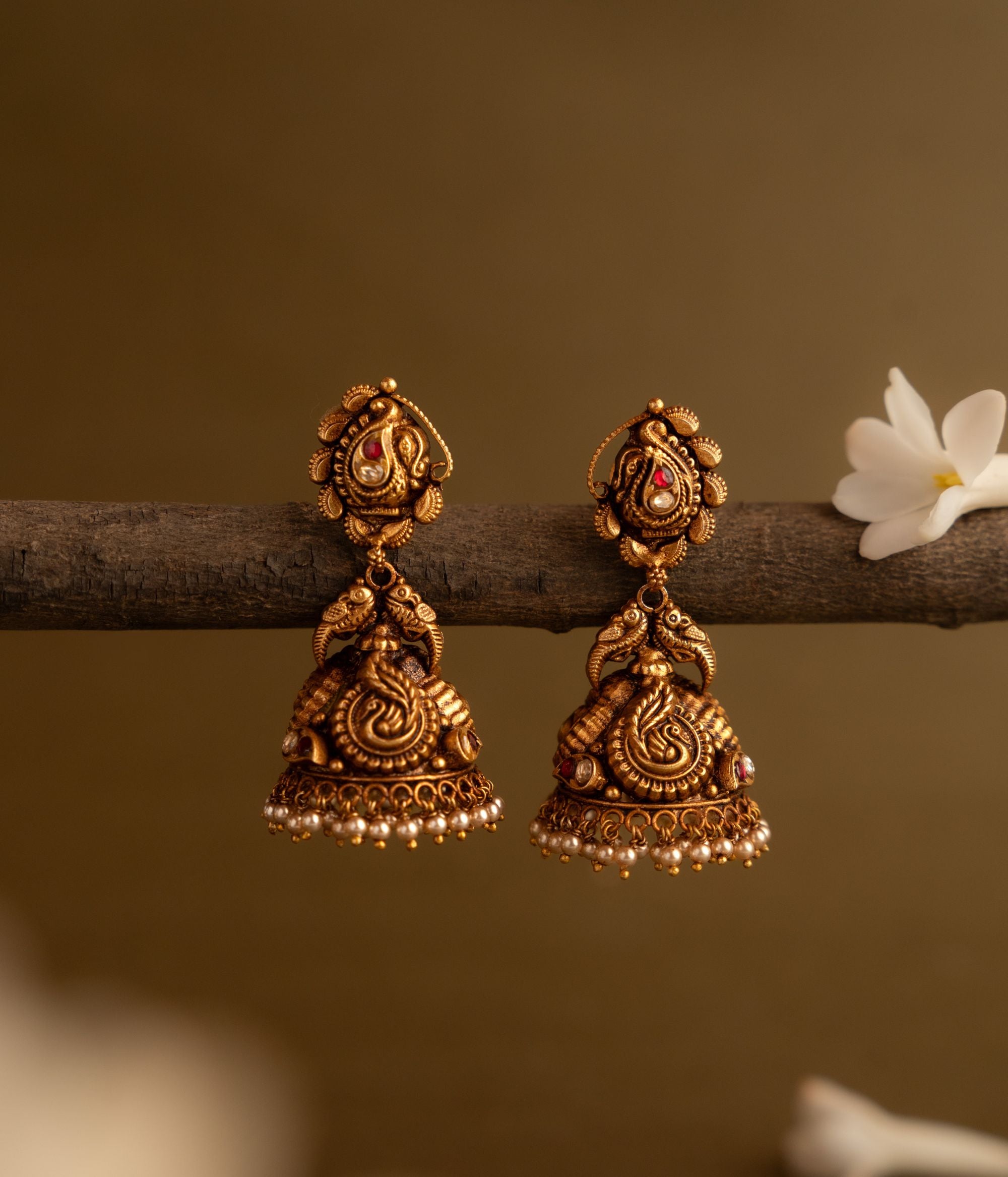 Luxury-silver-jewellery-earrings-Chennai.jpg