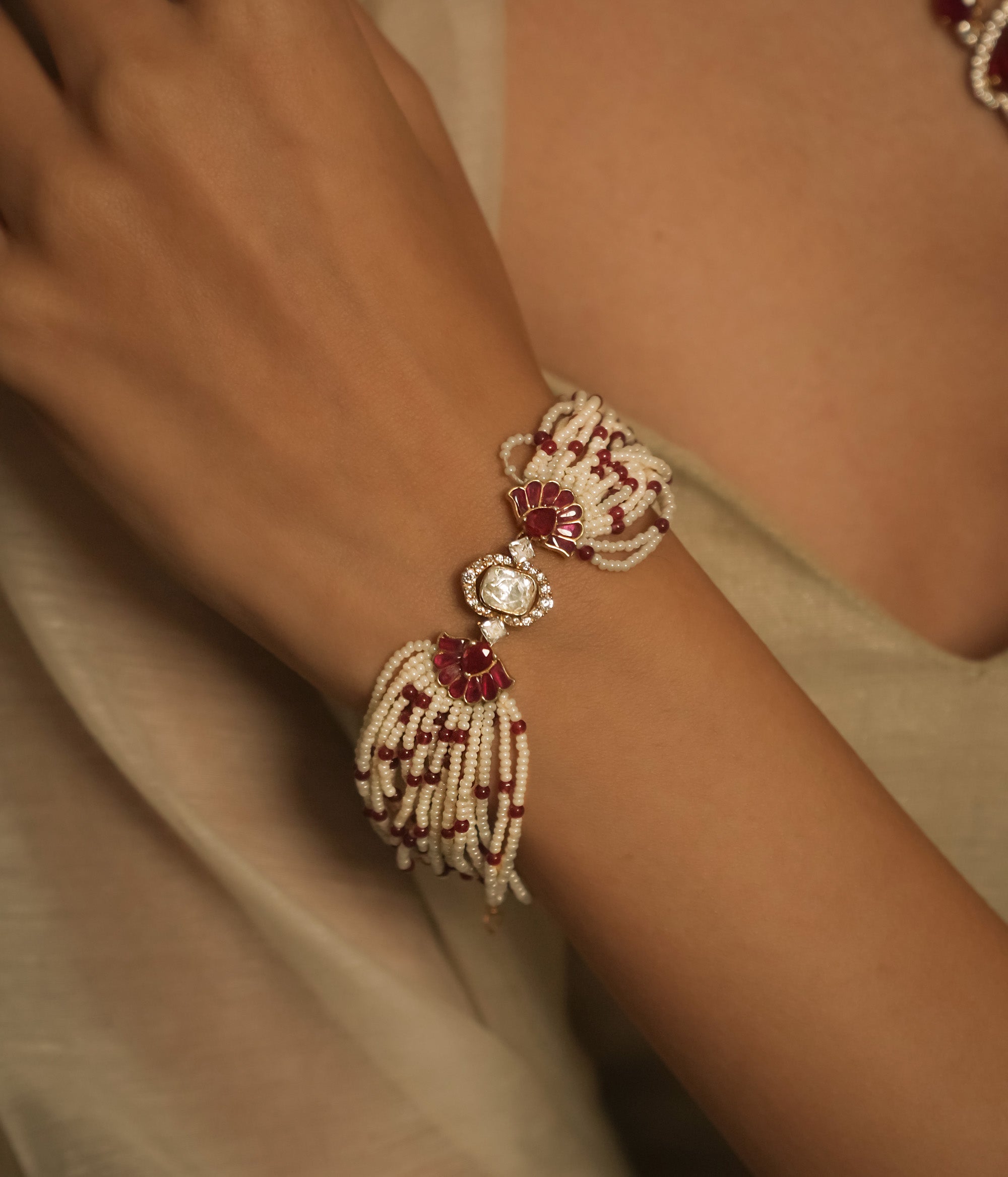 Kesia Bracelet - fantasy jewelry with elegance and charm, perfect for royal and magical moments.