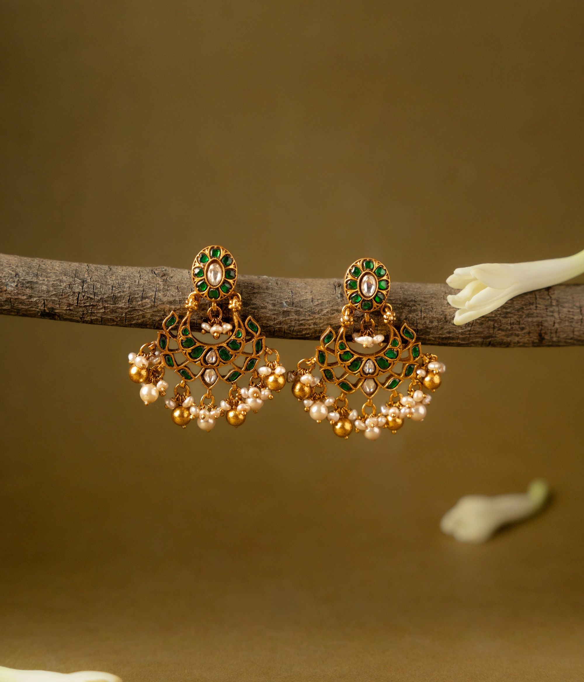 Exquisite-silver-jewellery-earrings-Chennai.jpg