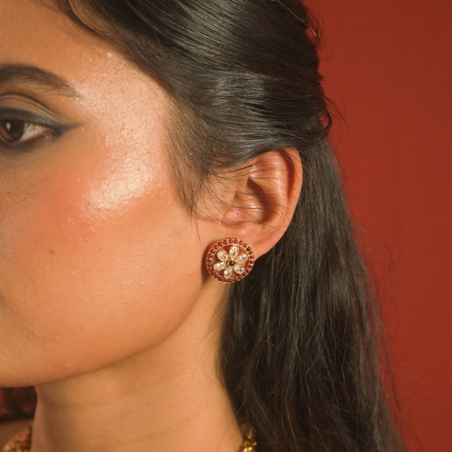 Traditional-silver-jewellery-studs-Chennai.jpg