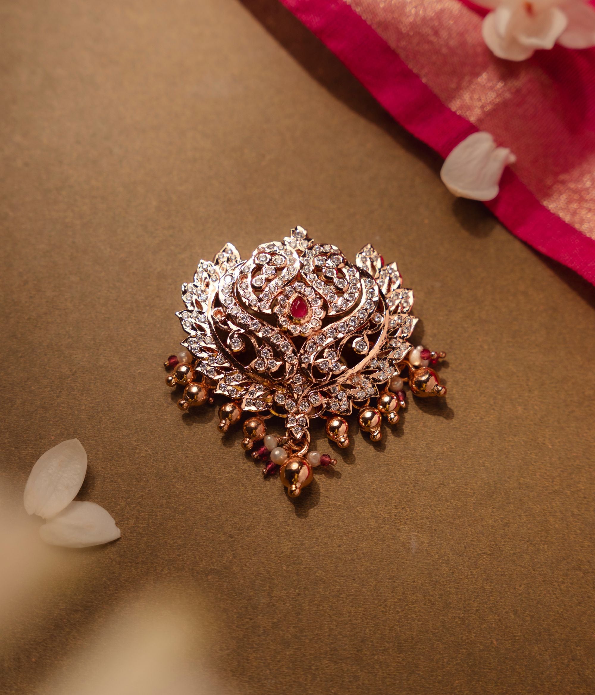 Luxury-silver-jewellery-pendant-Chennai.jpg