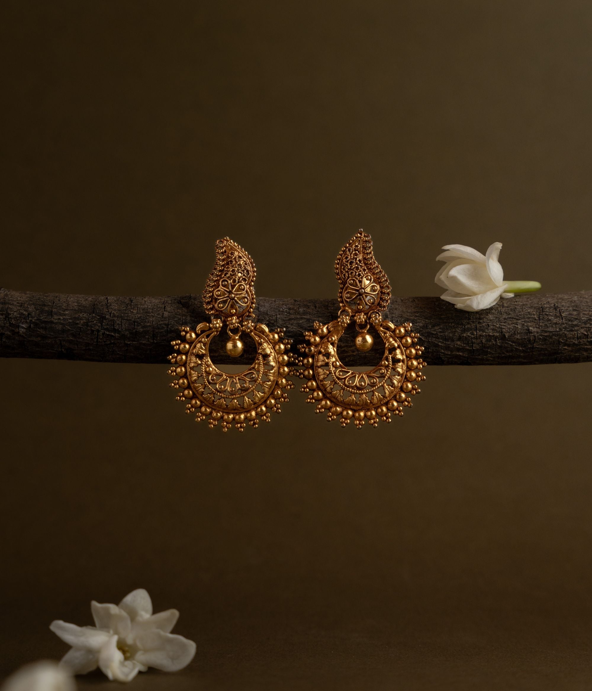 Handcrafted-silver-jewellery-earrings-Chennai.jpg
