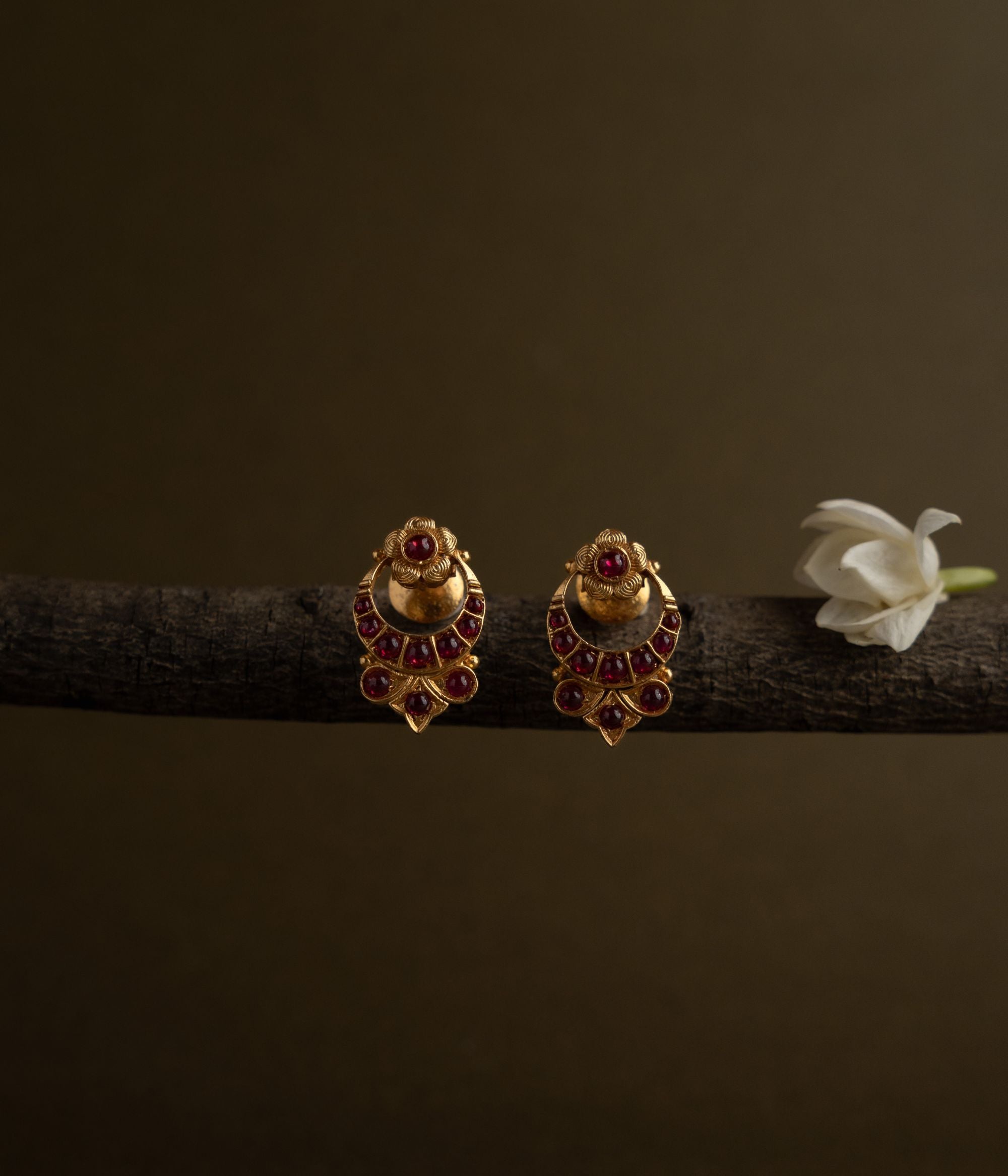 Handcrafted-silver-jewellery-earrings-Chennai.jpg