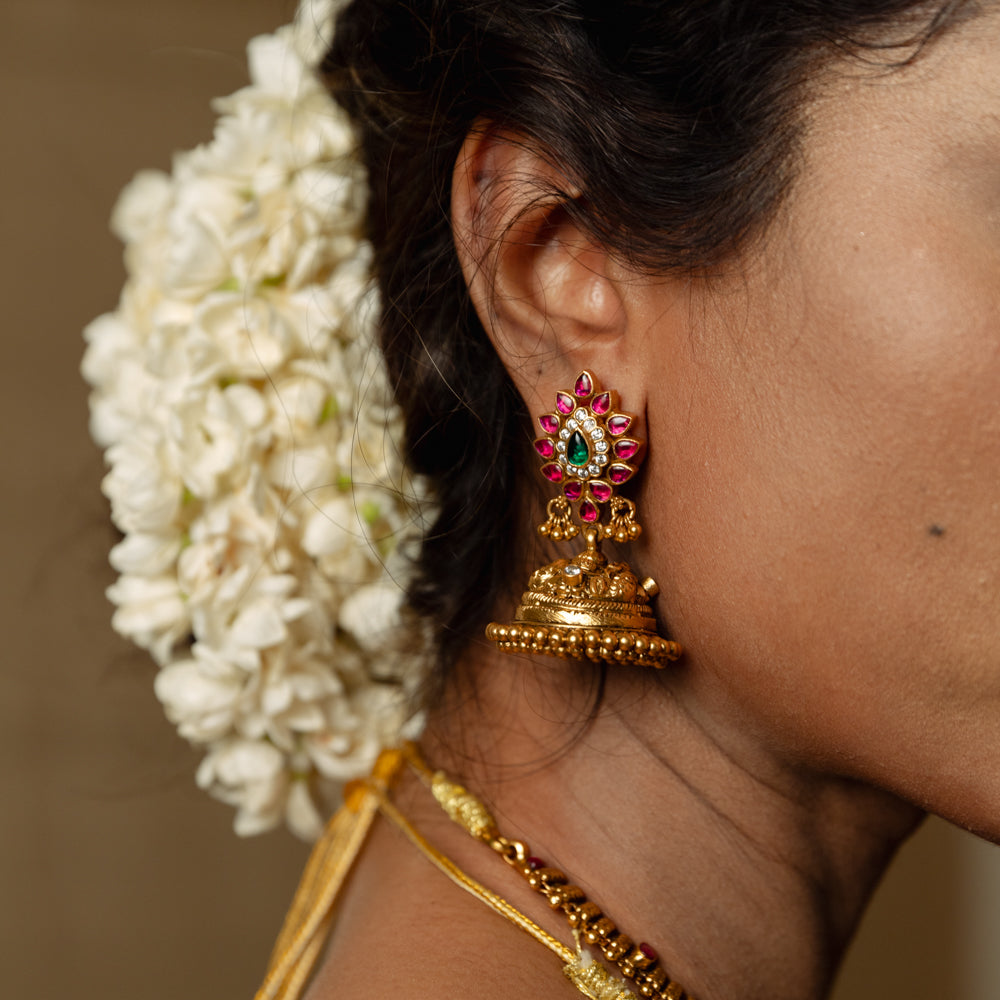 Vanya Nakshi Jhumka