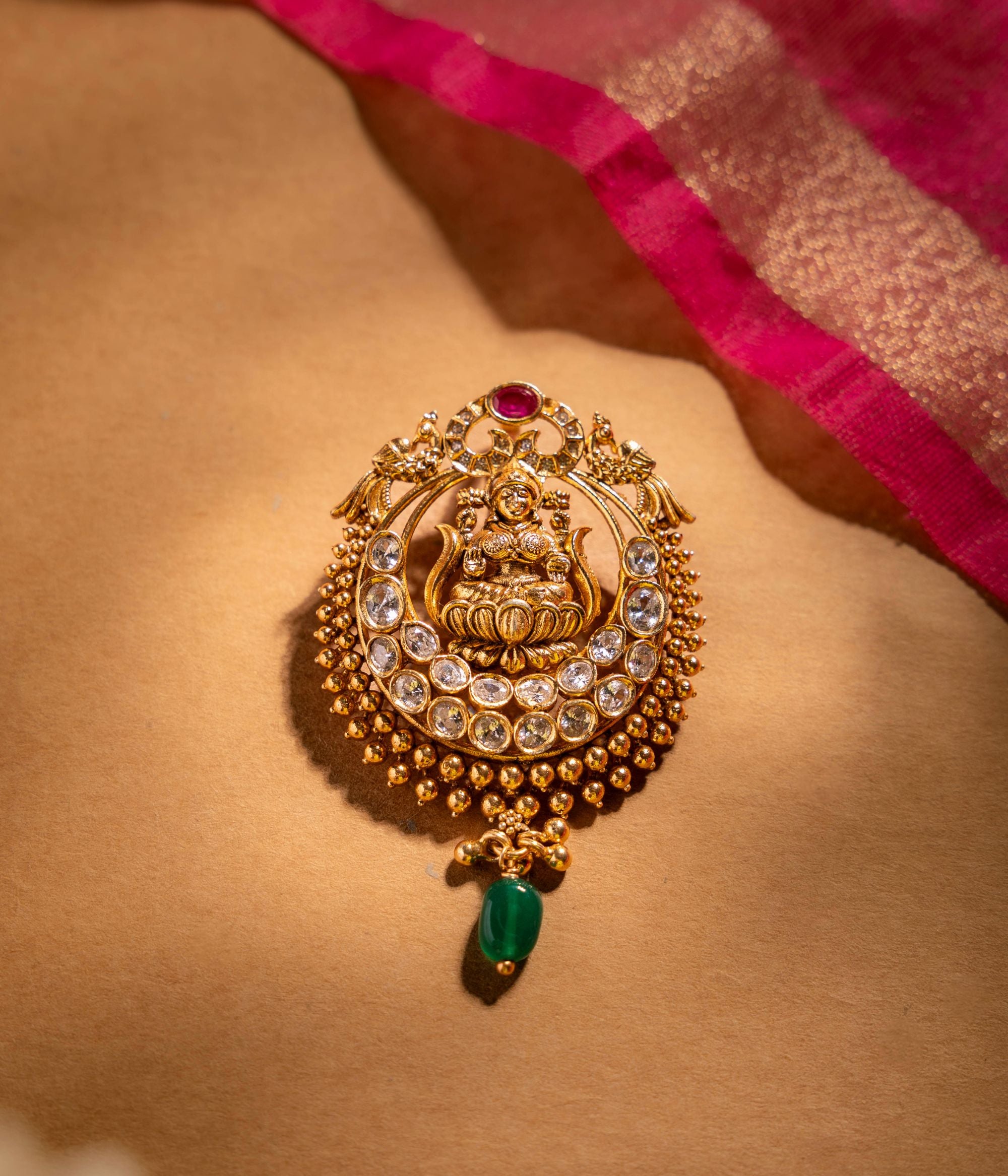 Luxury-silver-jewellery-pendant-Chennai.jpg