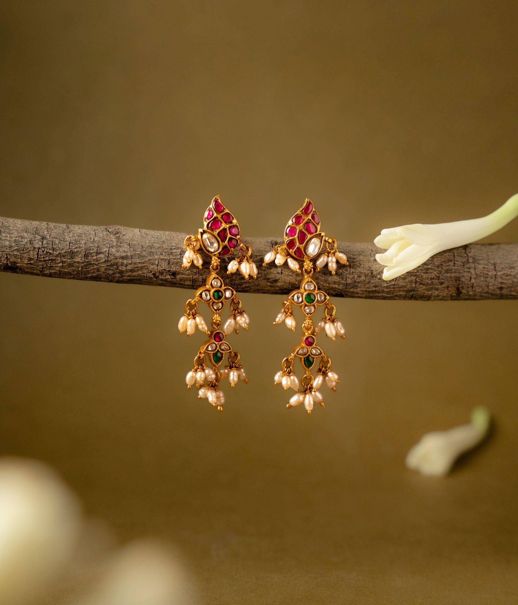 Exquisite-silver-jewellery-earrings-Chennai.jpg