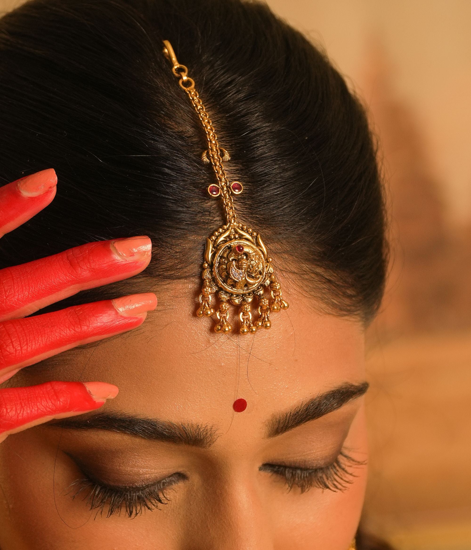 Luxury-silver-jewellery-tikka-Chennai.jpg